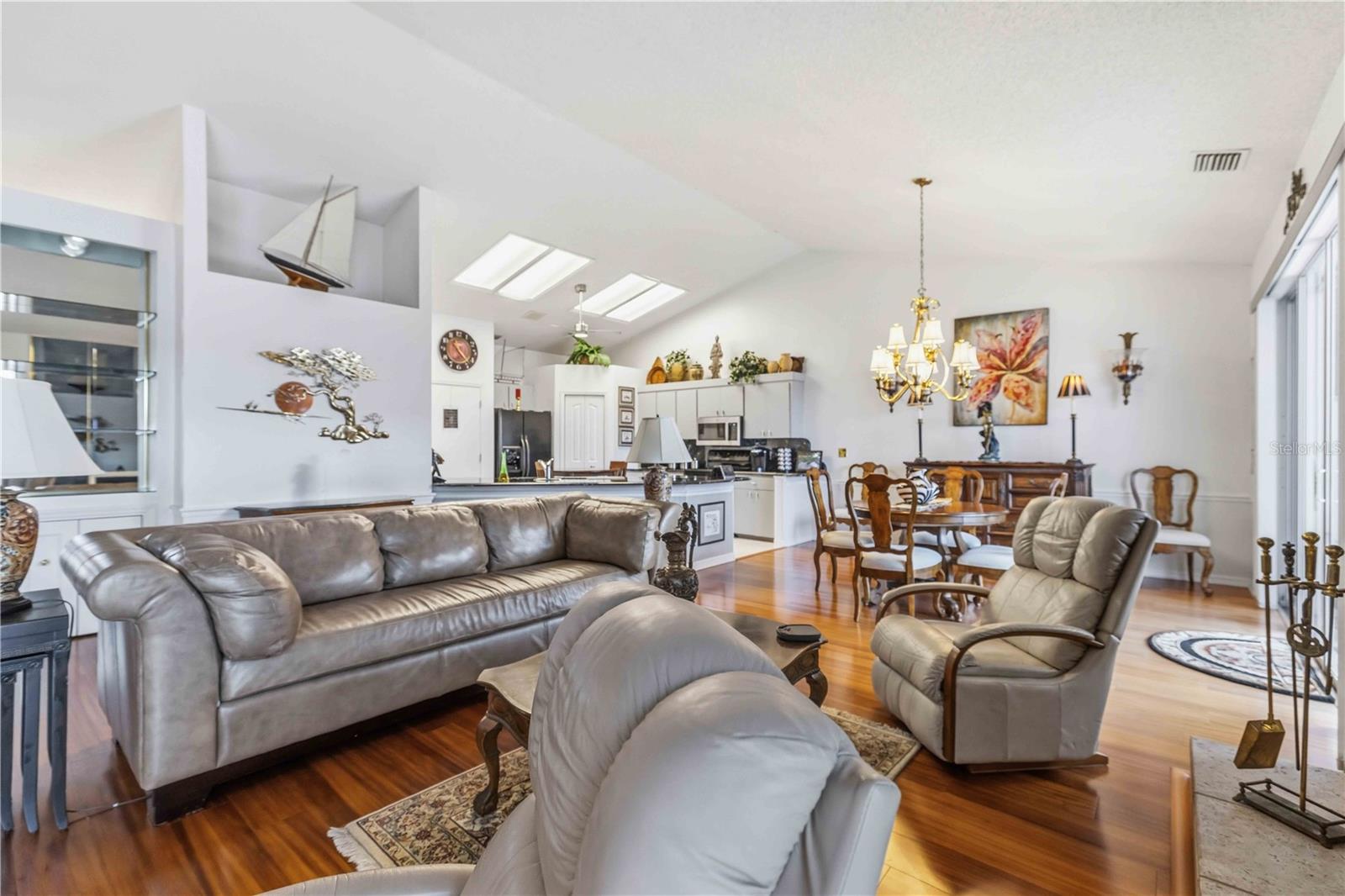 Image 10 of 39 For 4820 61st Avenue Drive W