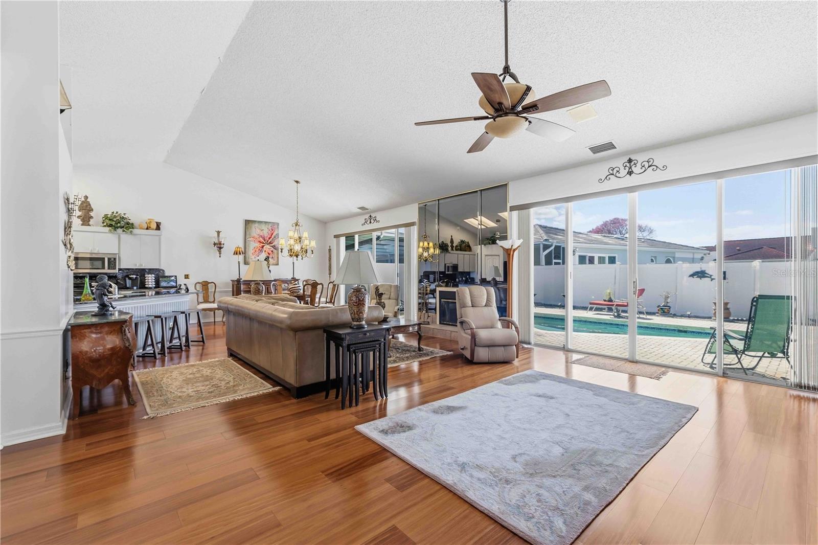 Image 7 of 39 For 4820 61st Avenue Drive W