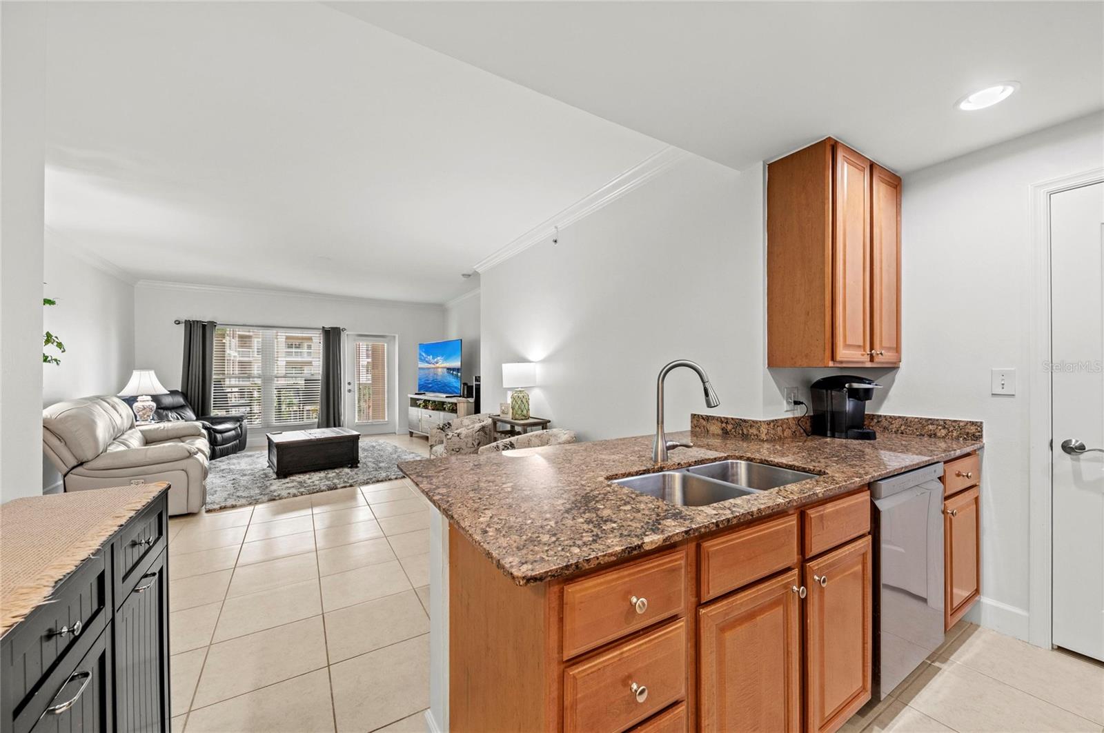 Image 17 of 65 For 808 3rd Avenue W 311