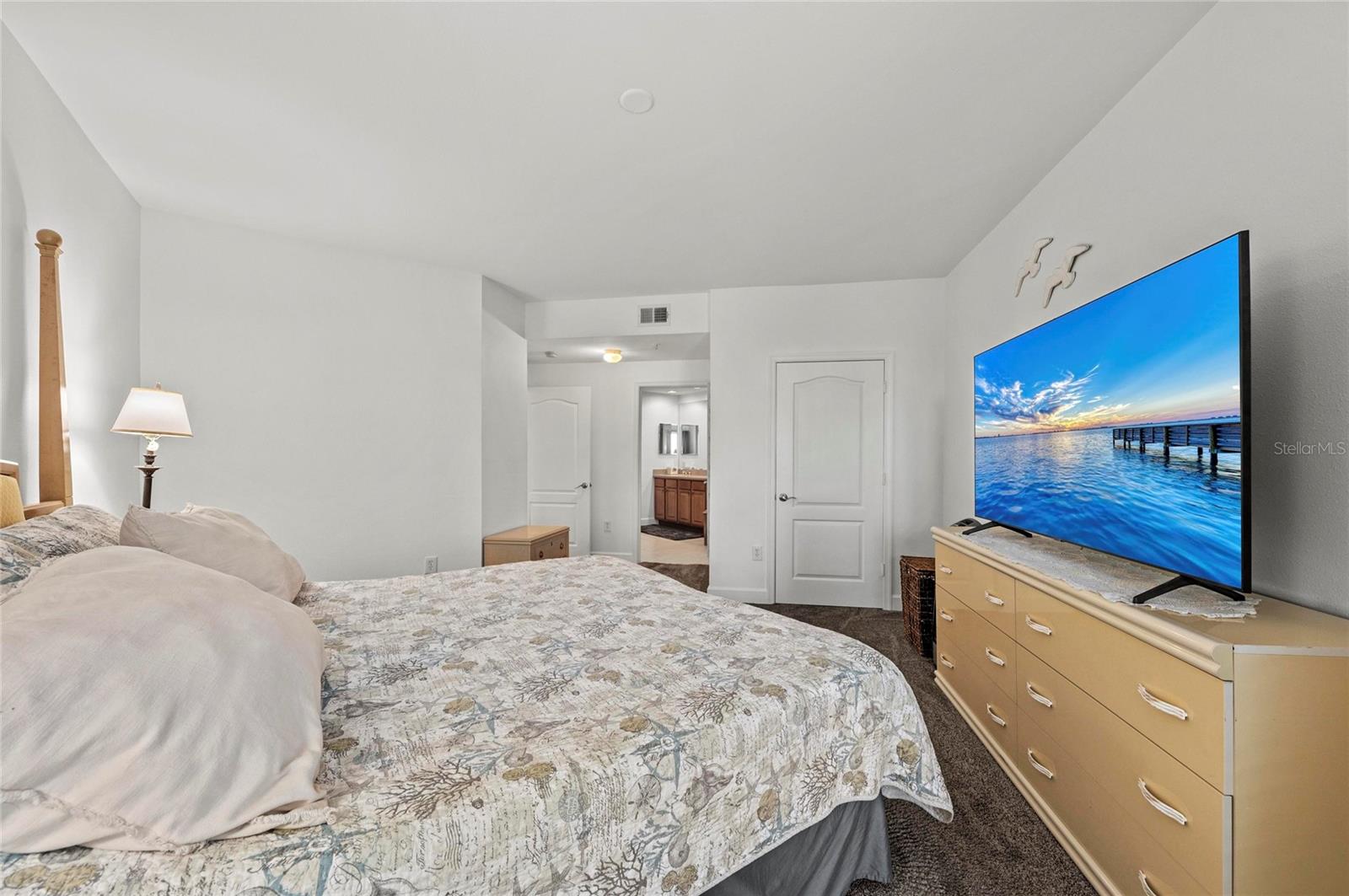 Image 23 of 65 For 808 3rd Avenue W 311