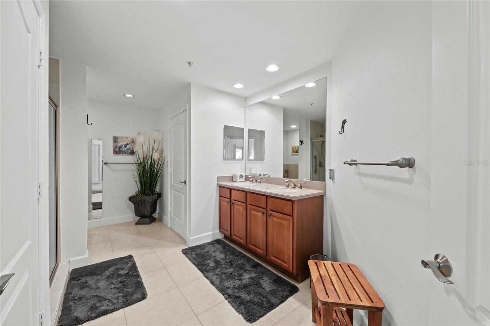 Image 25 of 65 For 808 3rd Avenue W 311