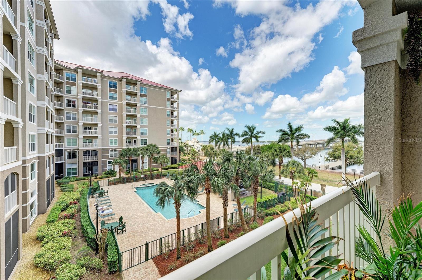 Image 39 of 65 For 808 3rd Avenue W 311