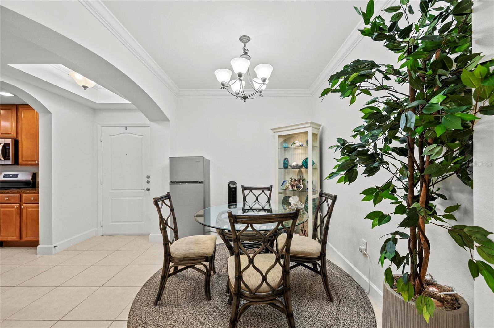 Image 5 of 65 For 808 3rd Avenue W 311