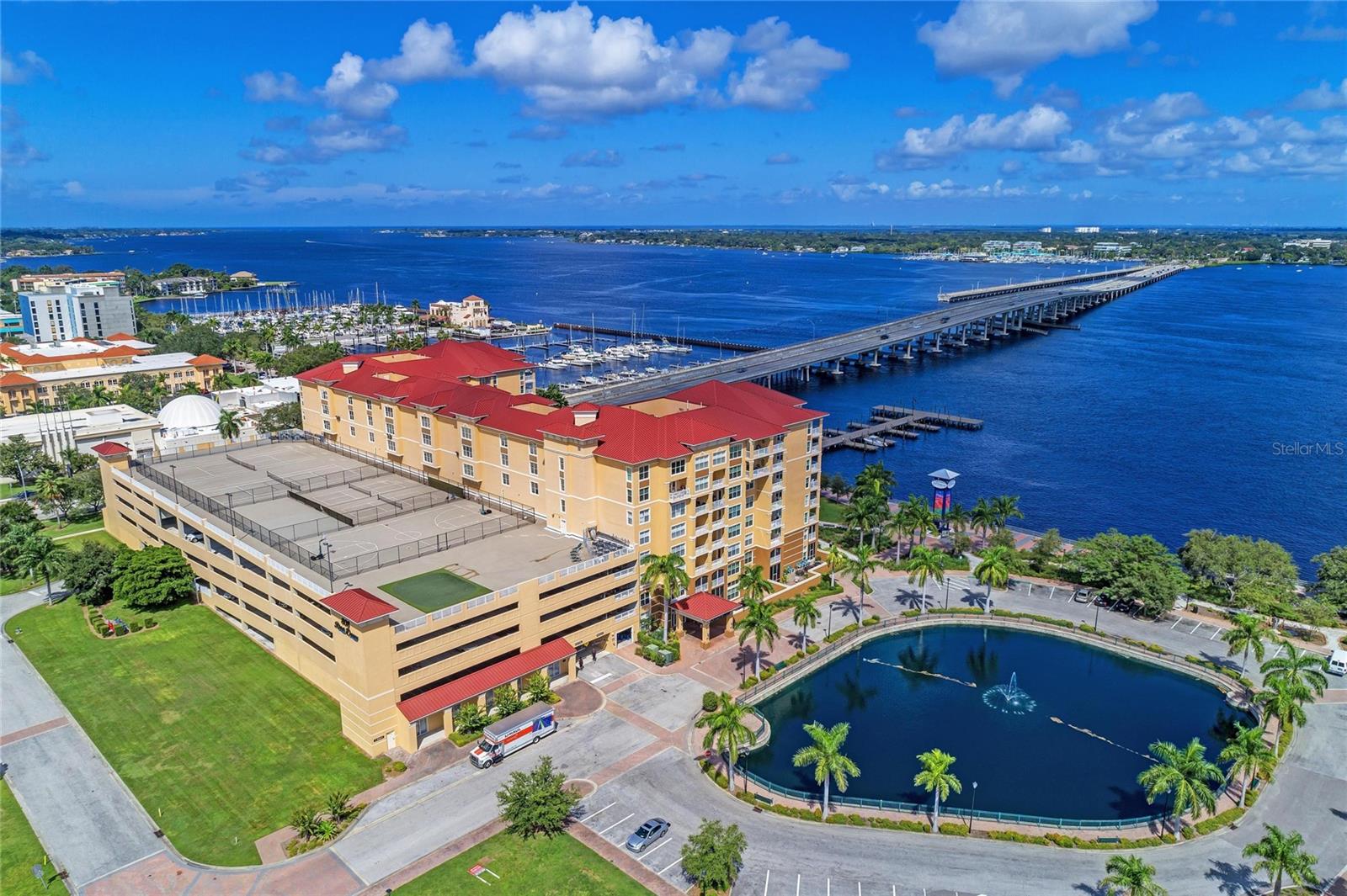 Image 64 of 65 For 808 3rd Avenue W 311