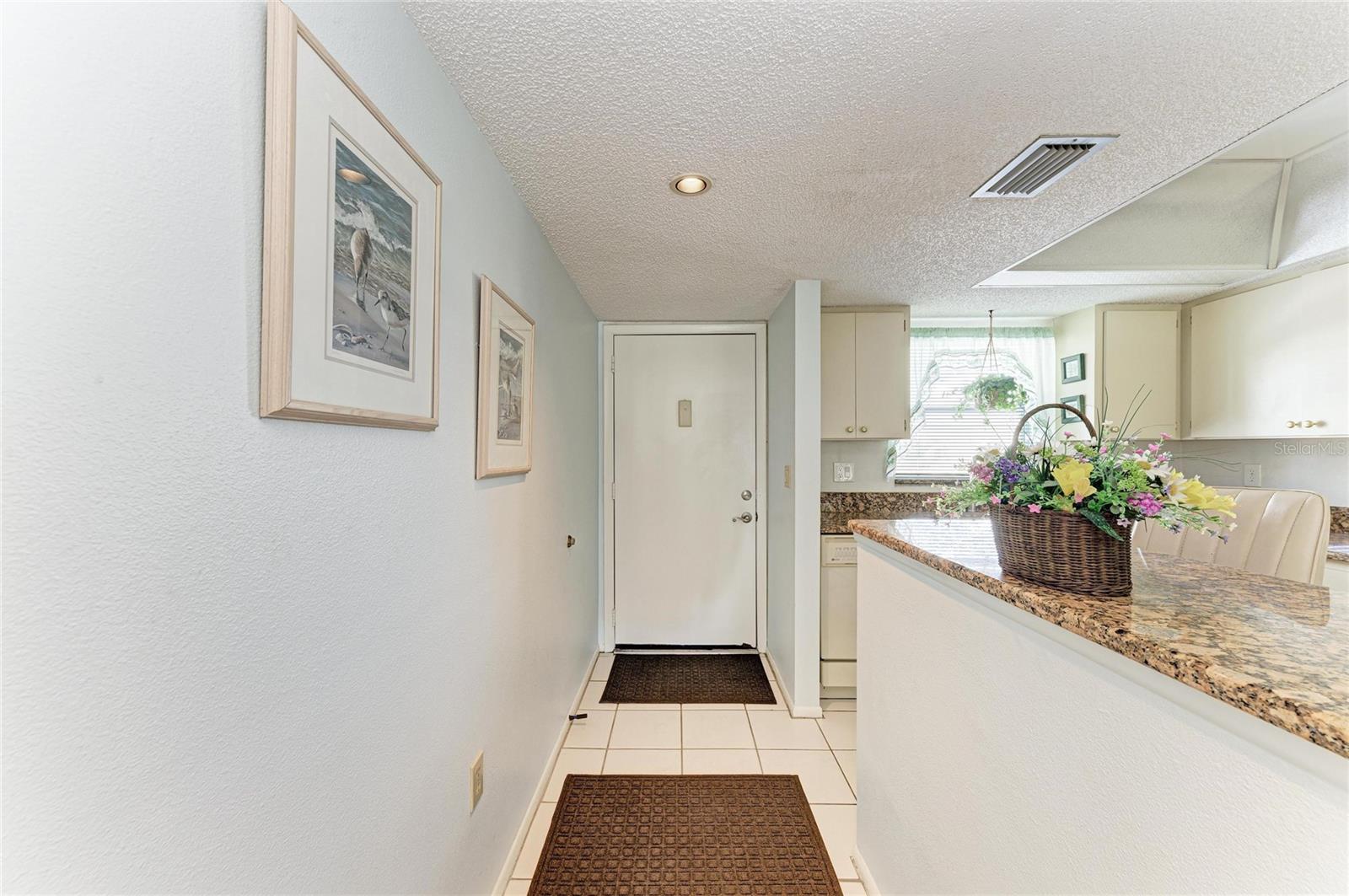 Image 12 of 40 For 3983 Maceachen Boulevard 424