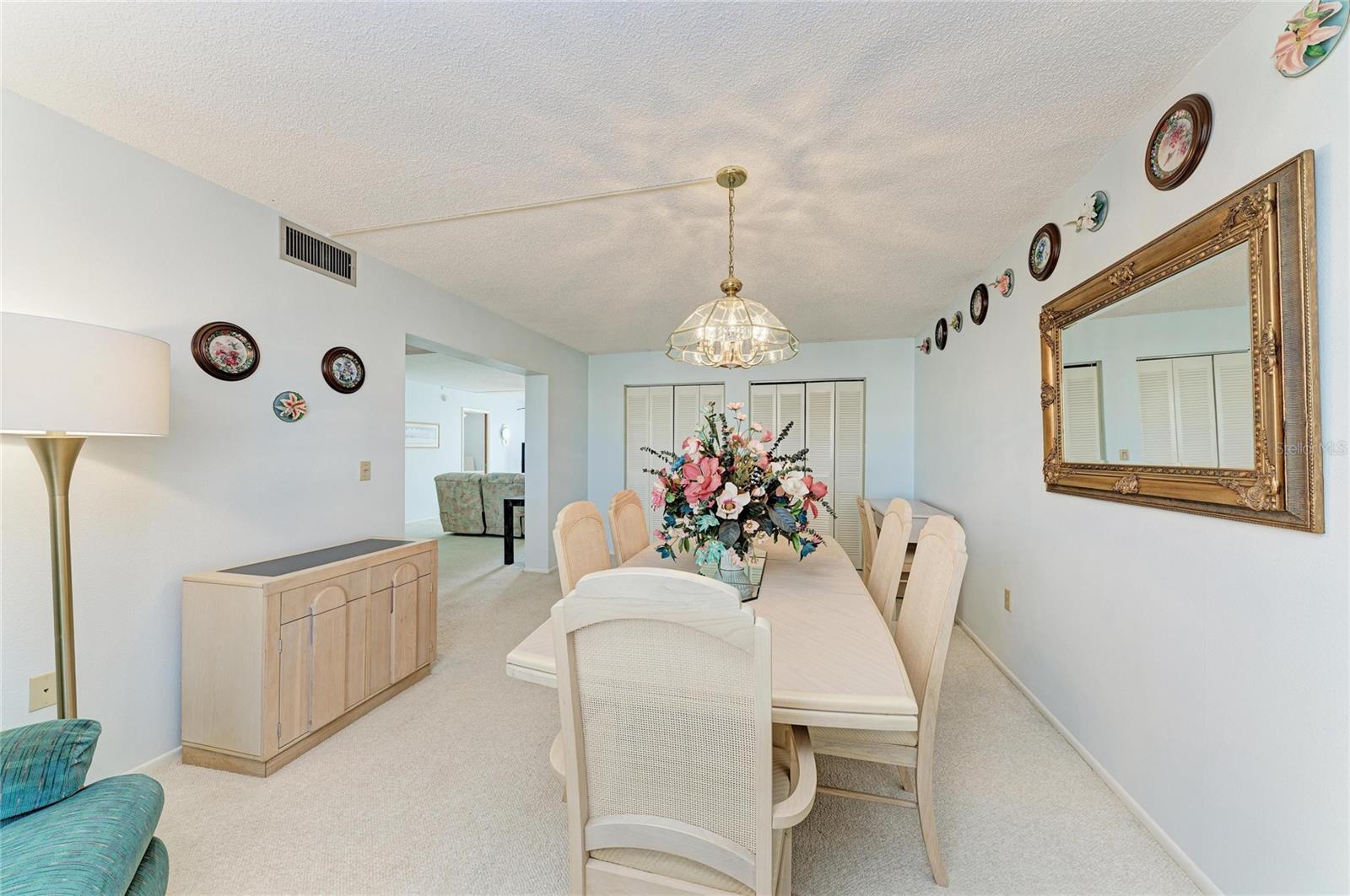 Image 26 of 40 For 3983 Maceachen Boulevard 424