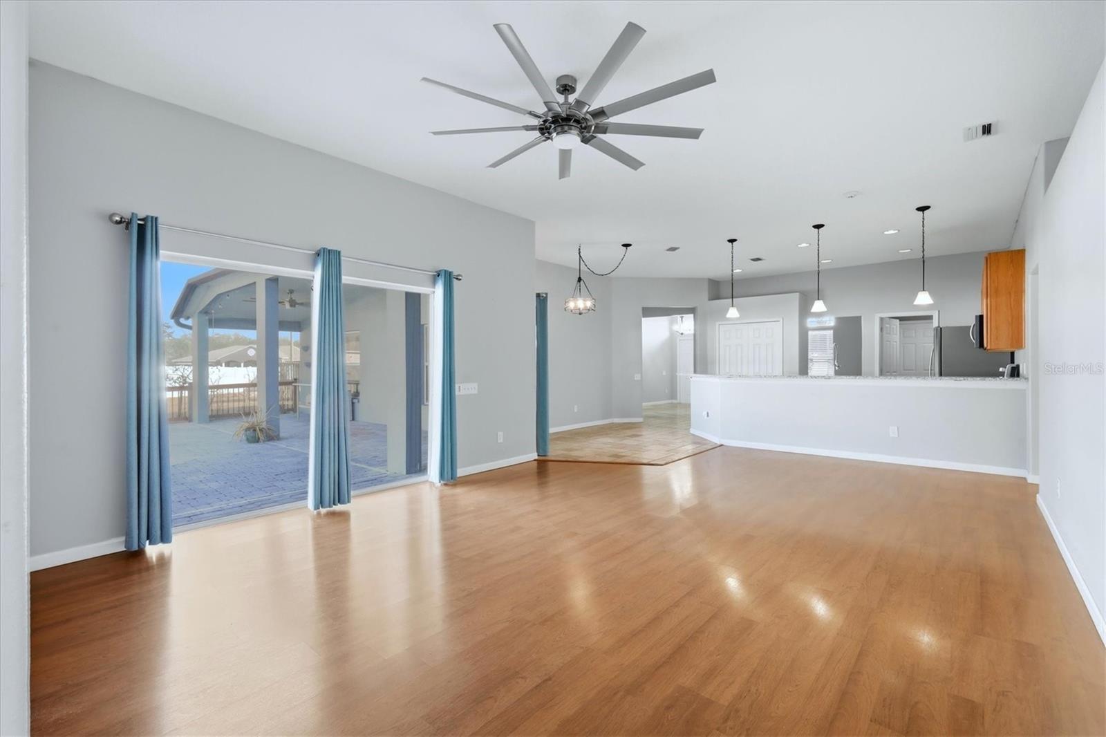 Image 12 of 53 For 4324 Windmill Pointe Dr