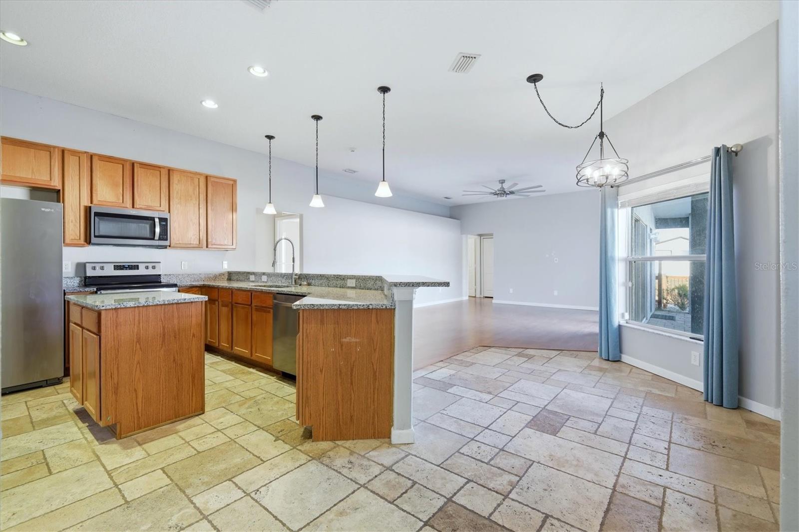 Image 18 of 53 For 4324 Windmill Pointe Dr