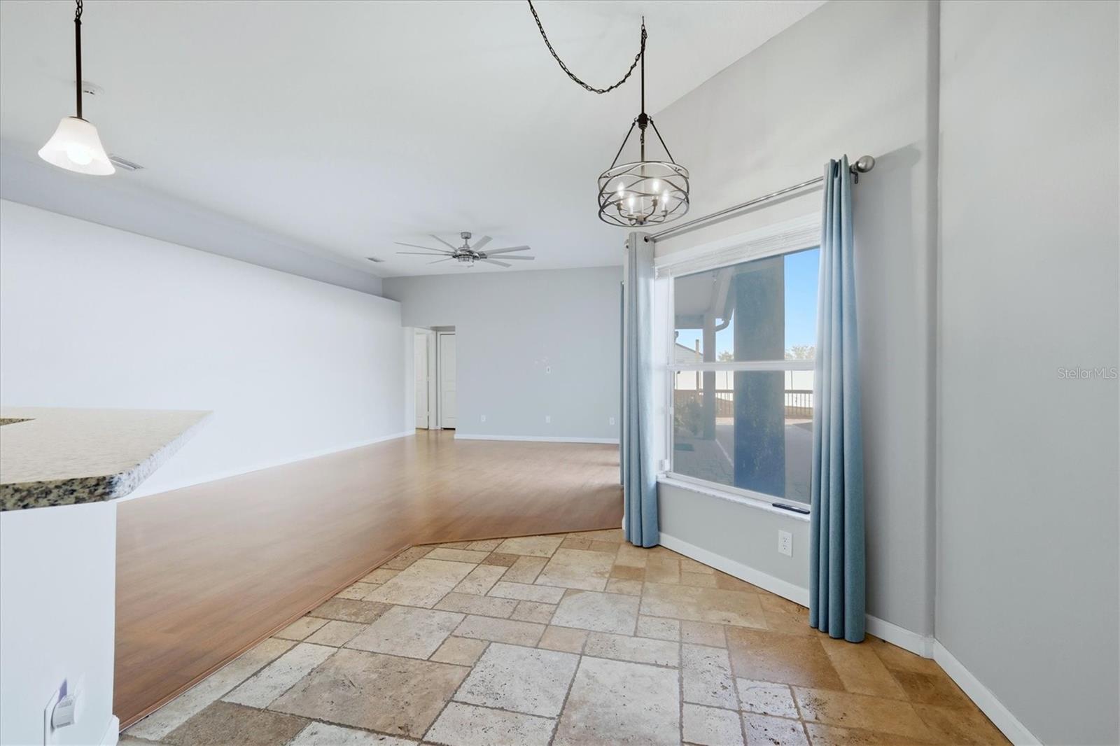 Image 23 of 53 For 4324 Windmill Pointe Dr