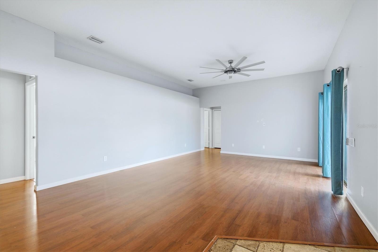 Image 9 of 53 For 4324 Windmill Pointe Dr