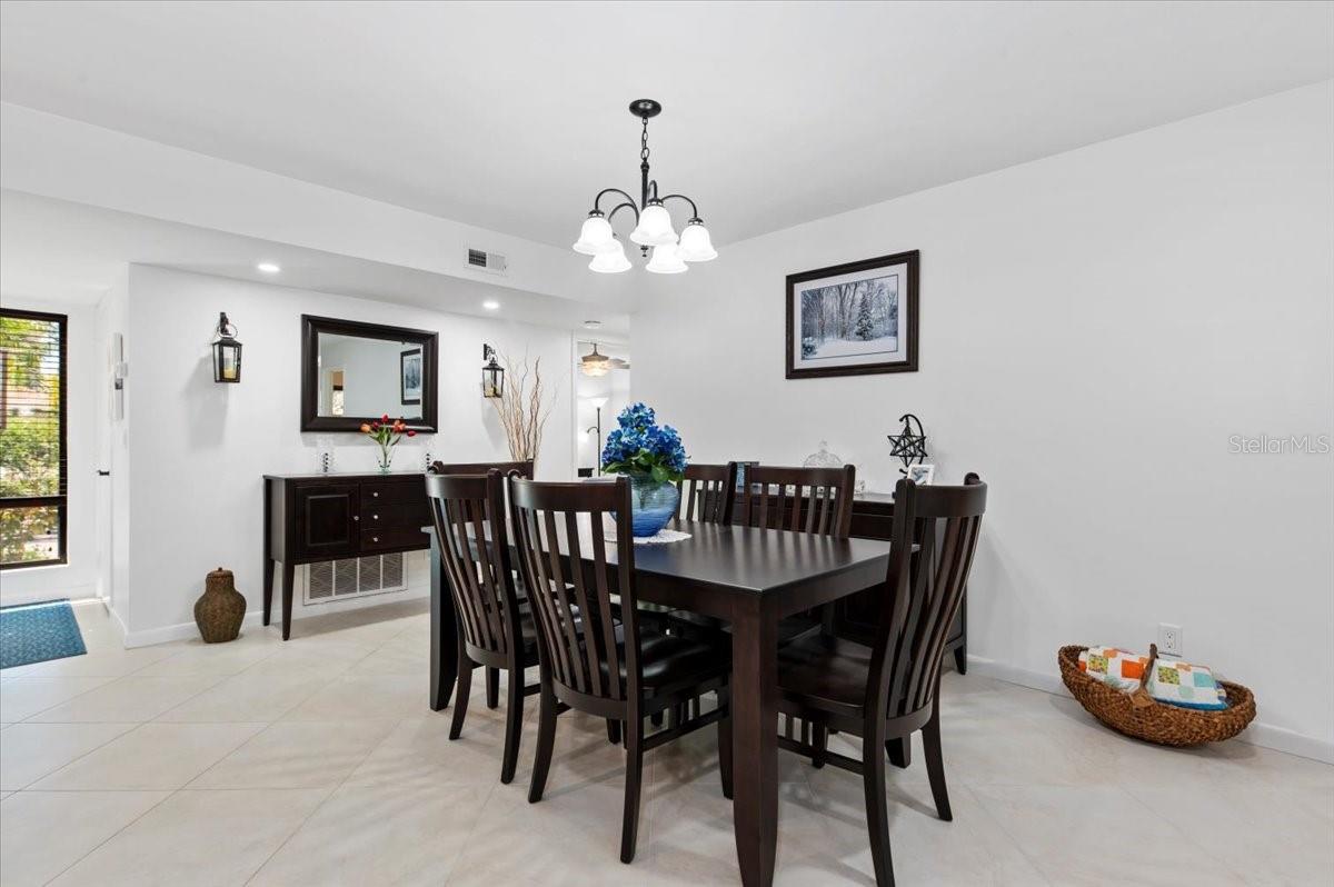 Image 10 of 33 For 1708 Glenhouse Drive 313