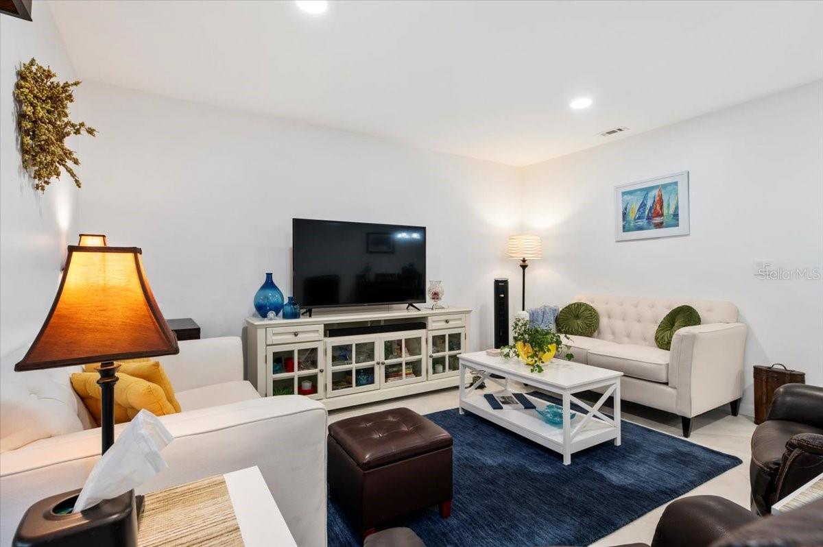 Image 11 of 33 For 1708 Glenhouse Drive 313