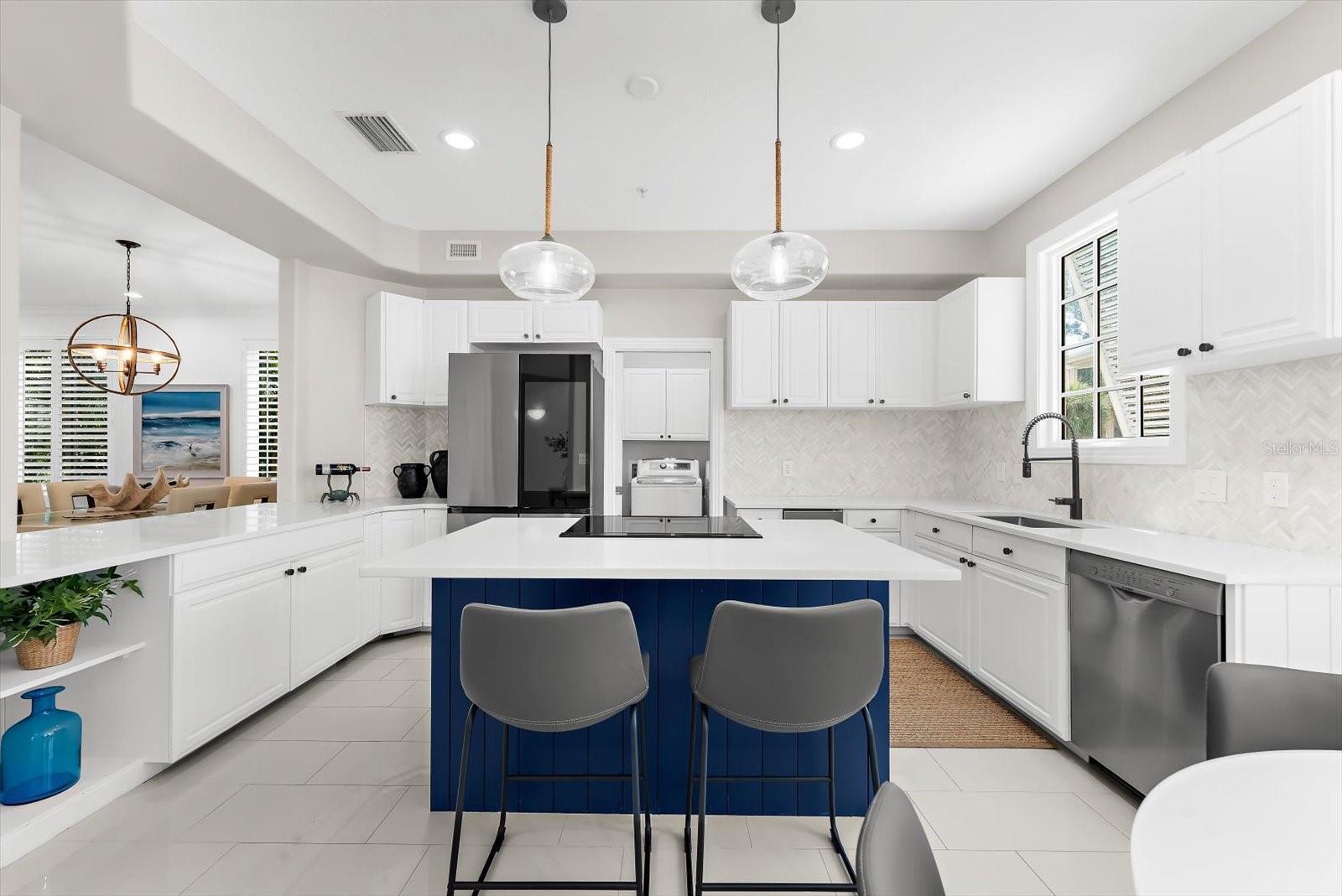 Image 12 of 96 For 3941 Hamilton Club Circle 9