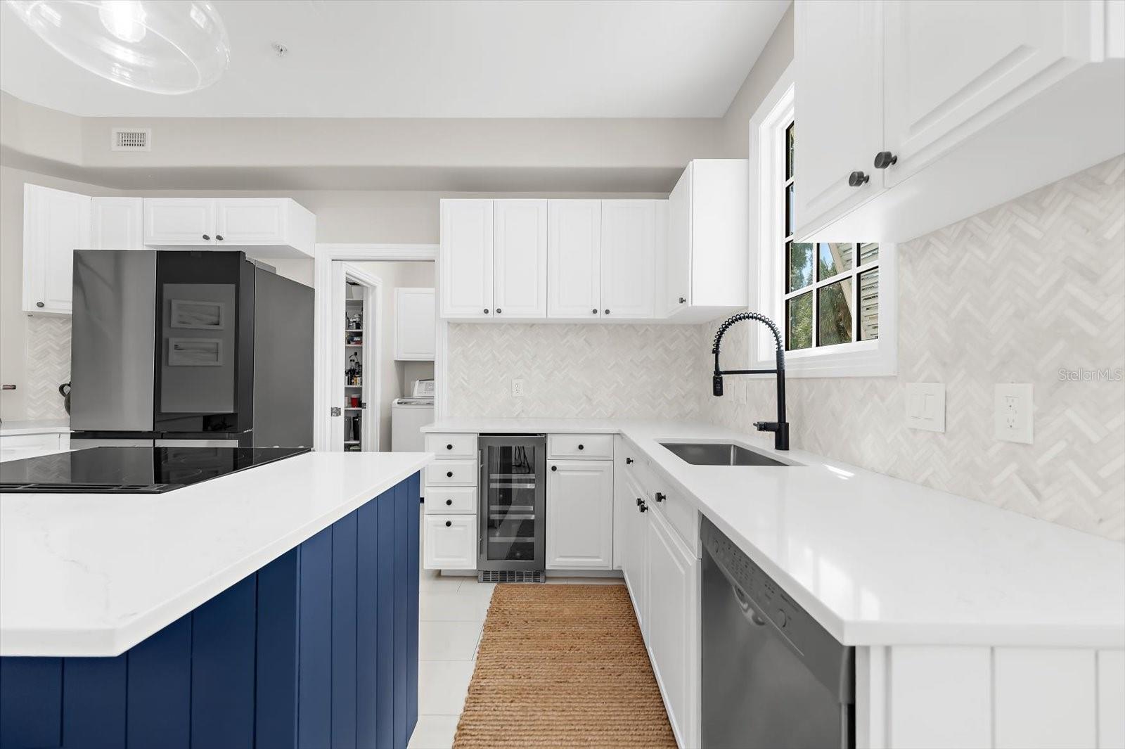 Image 16 of 96 For 3941 Hamilton Club Circle 9