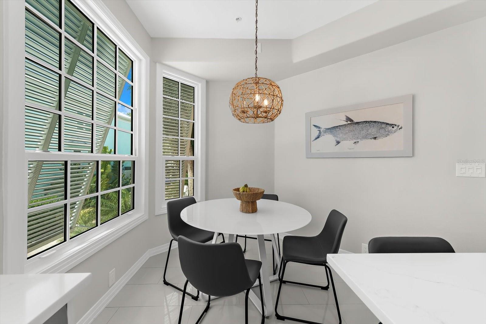 Image 19 of 96 For 3941 Hamilton Club Circle 9