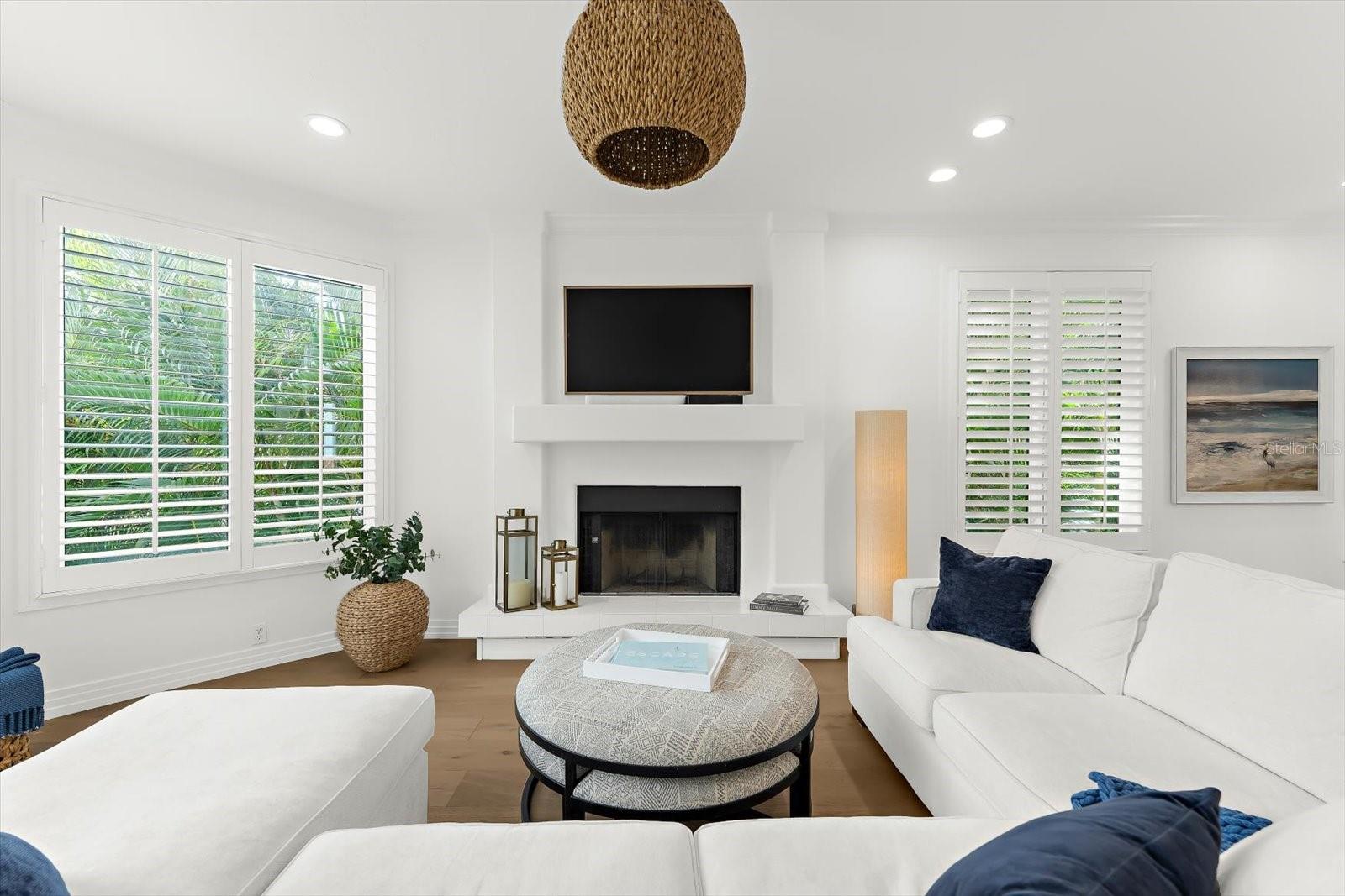 Image 29 of 96 For 3941 Hamilton Club Circle 9