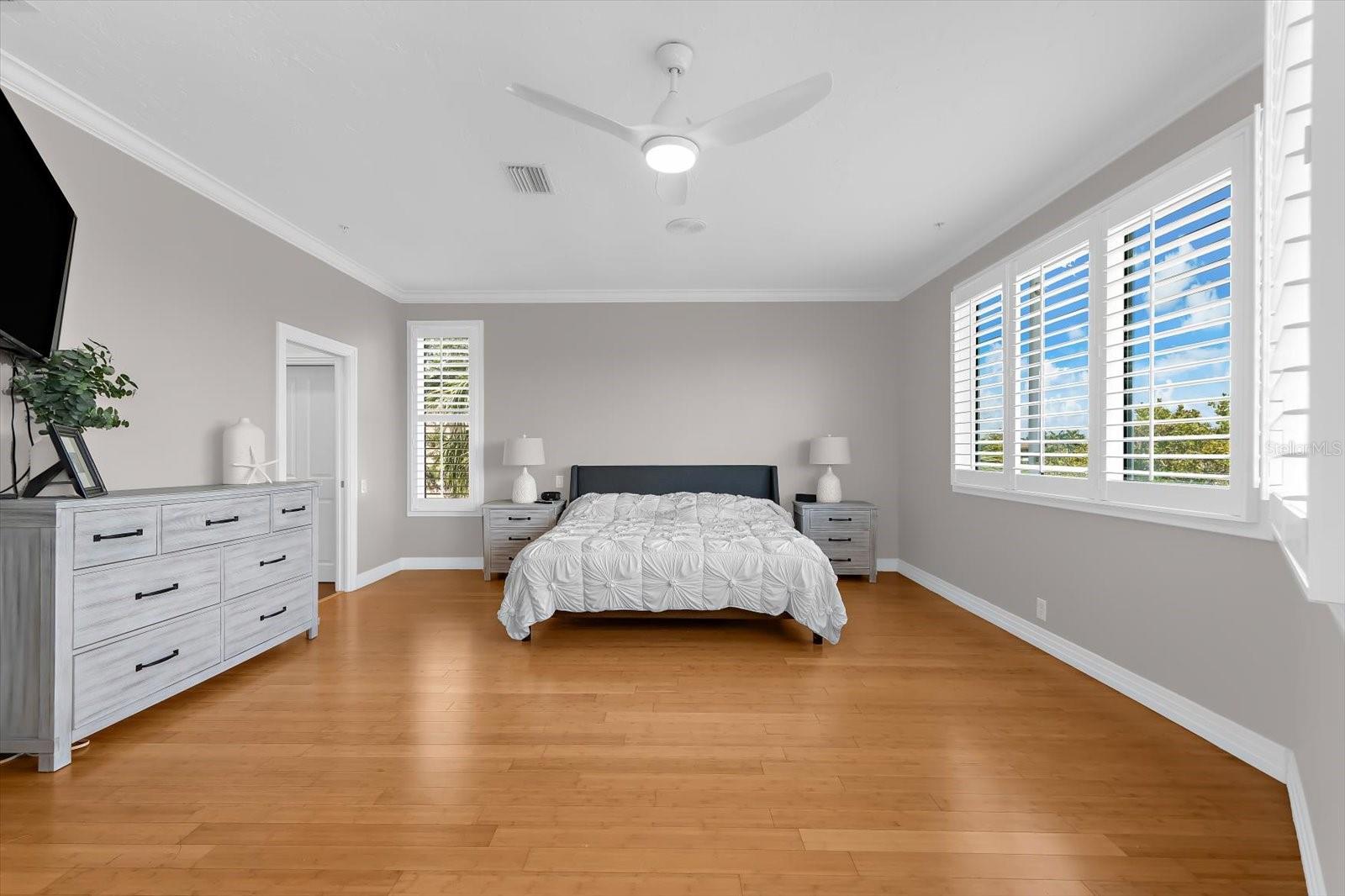 Image 54 of 96 For 3941 Hamilton Club Circle 9