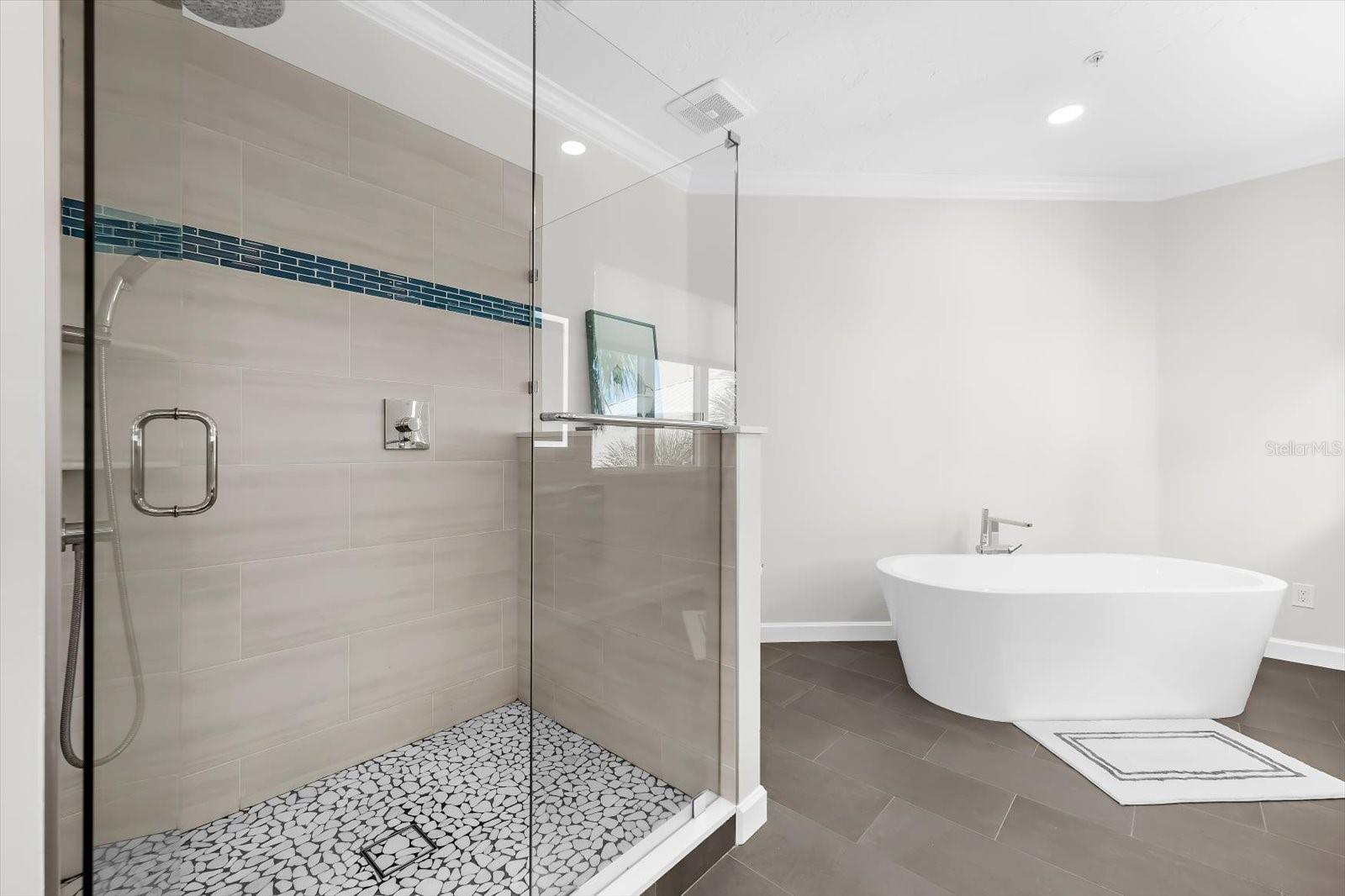 Image 61 of 96 For 3941 Hamilton Club Circle 9