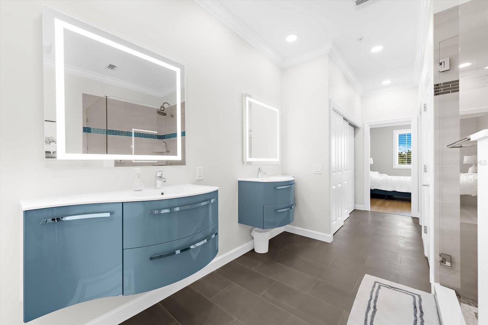 Image 64 of 96 For 3941 Hamilton Club Circle 9