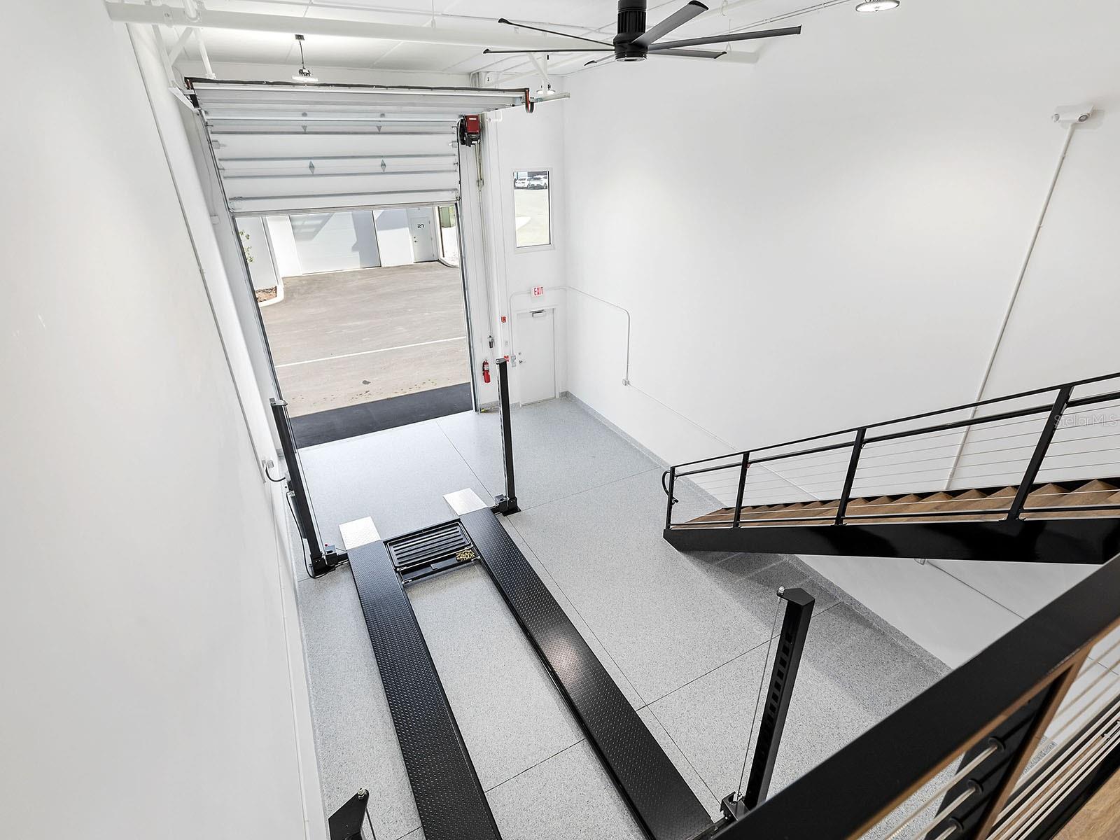 Image 19 of 53 For 5421 Communications Parkway 58