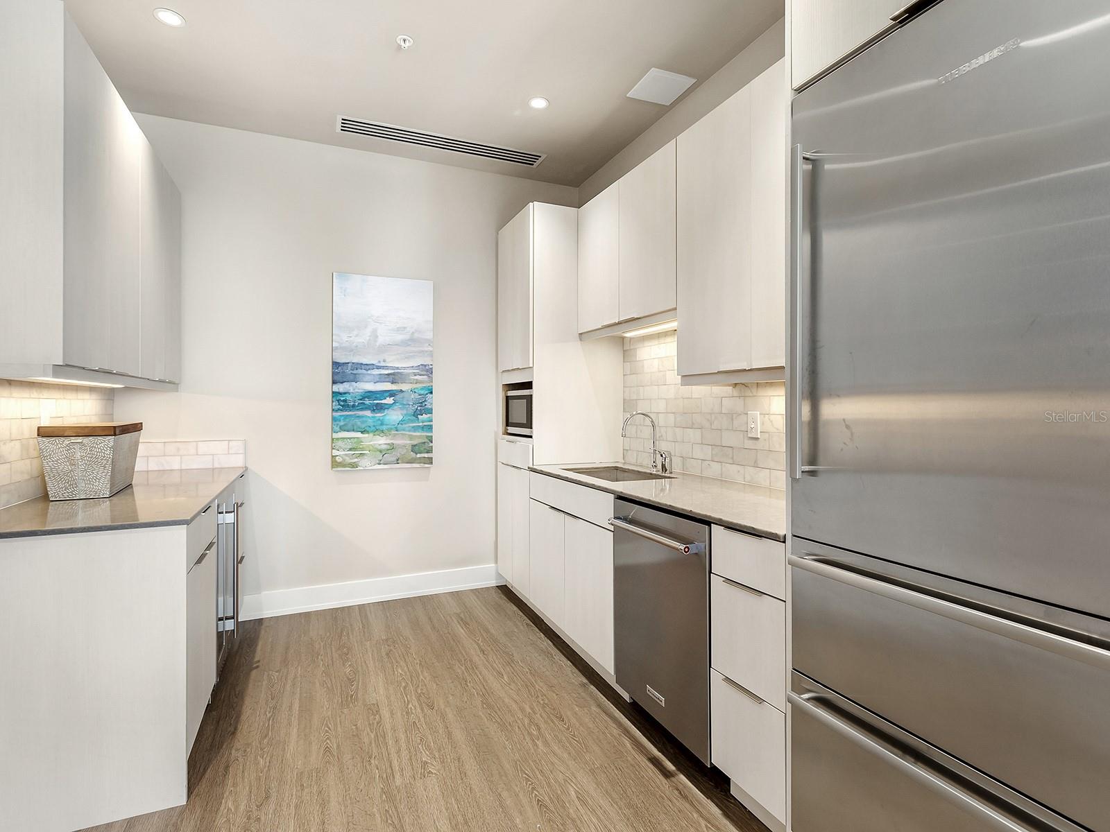 Image 36 of 53 For 5421 Communications Parkway 58