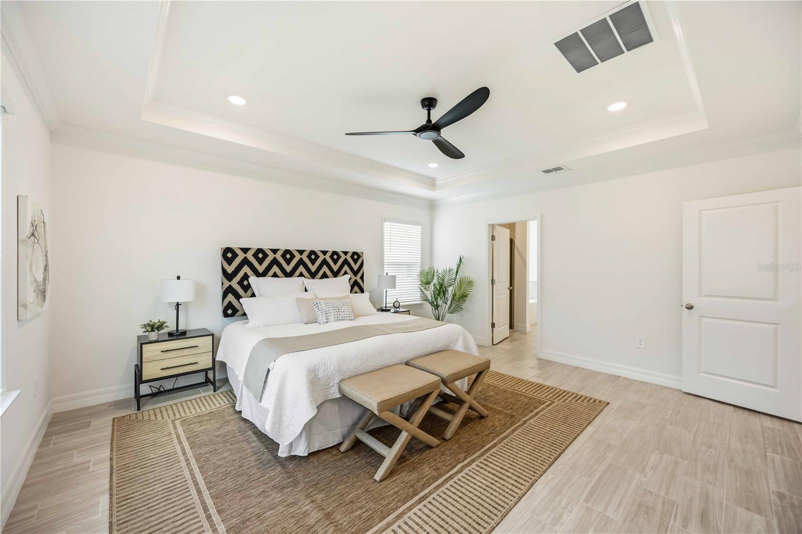 Image 8 of 23 For 25485 Calusa Drive