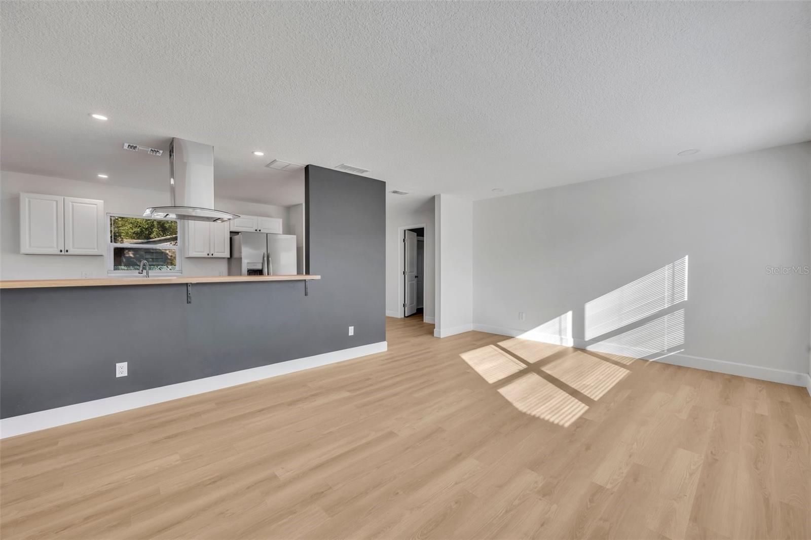 Image 7 of 34 For 2216 Cherbourg Court