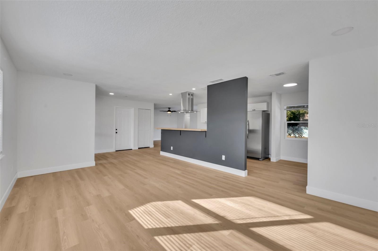 Image 8 of 34 For 2216 Cherbourg Court