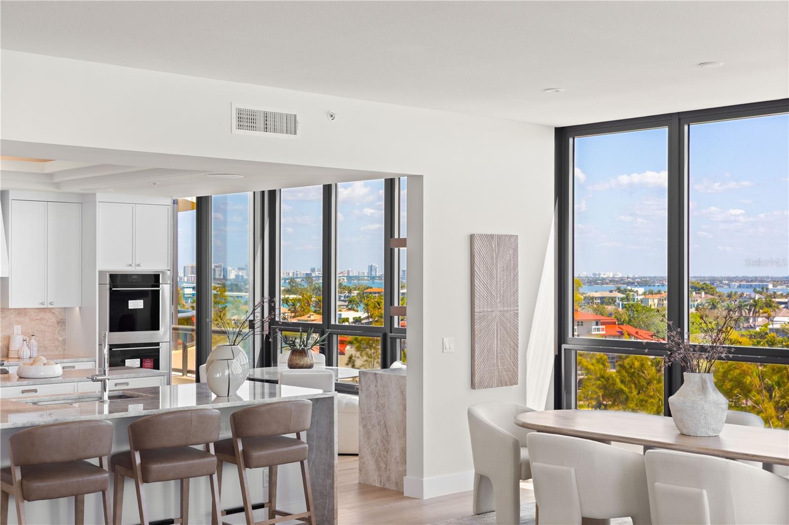 Image 13 of 75 For 415 L Ambiance Drive A701