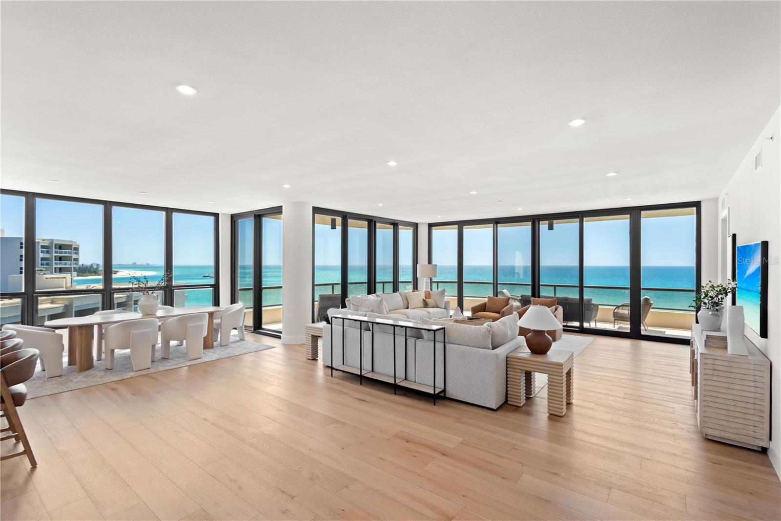 Image 5 of 75 For 415 L Ambiance Drive A701