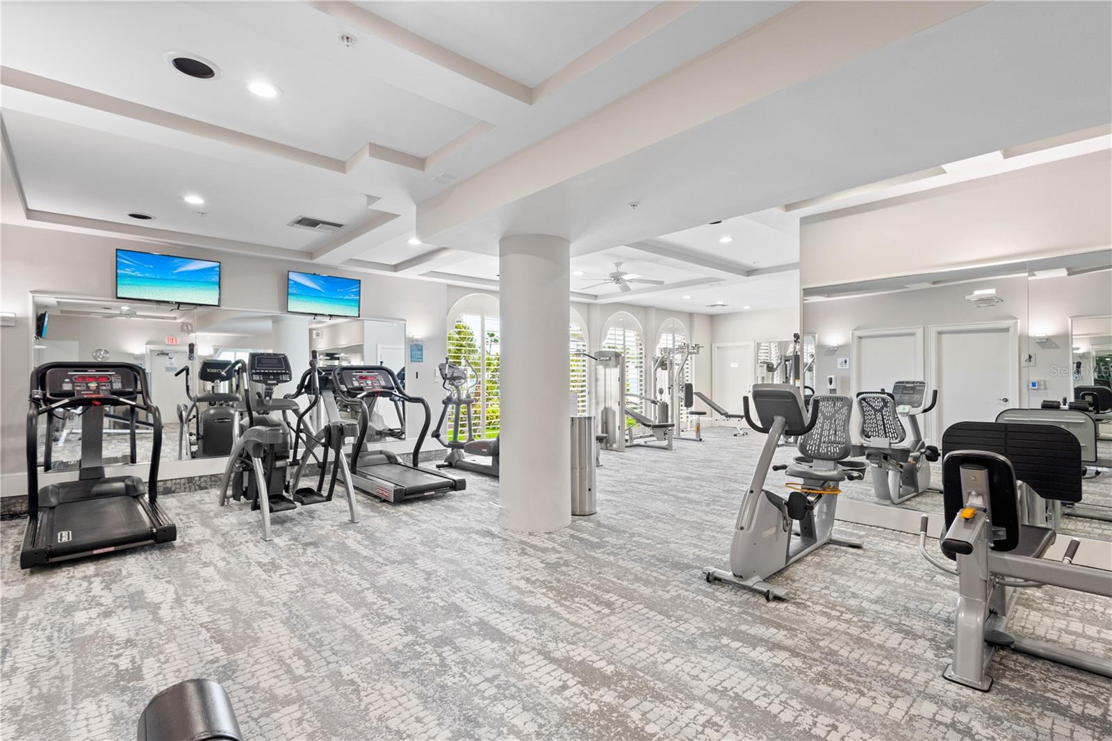 Image 57 of 75 For 415 L Ambiance Drive A701