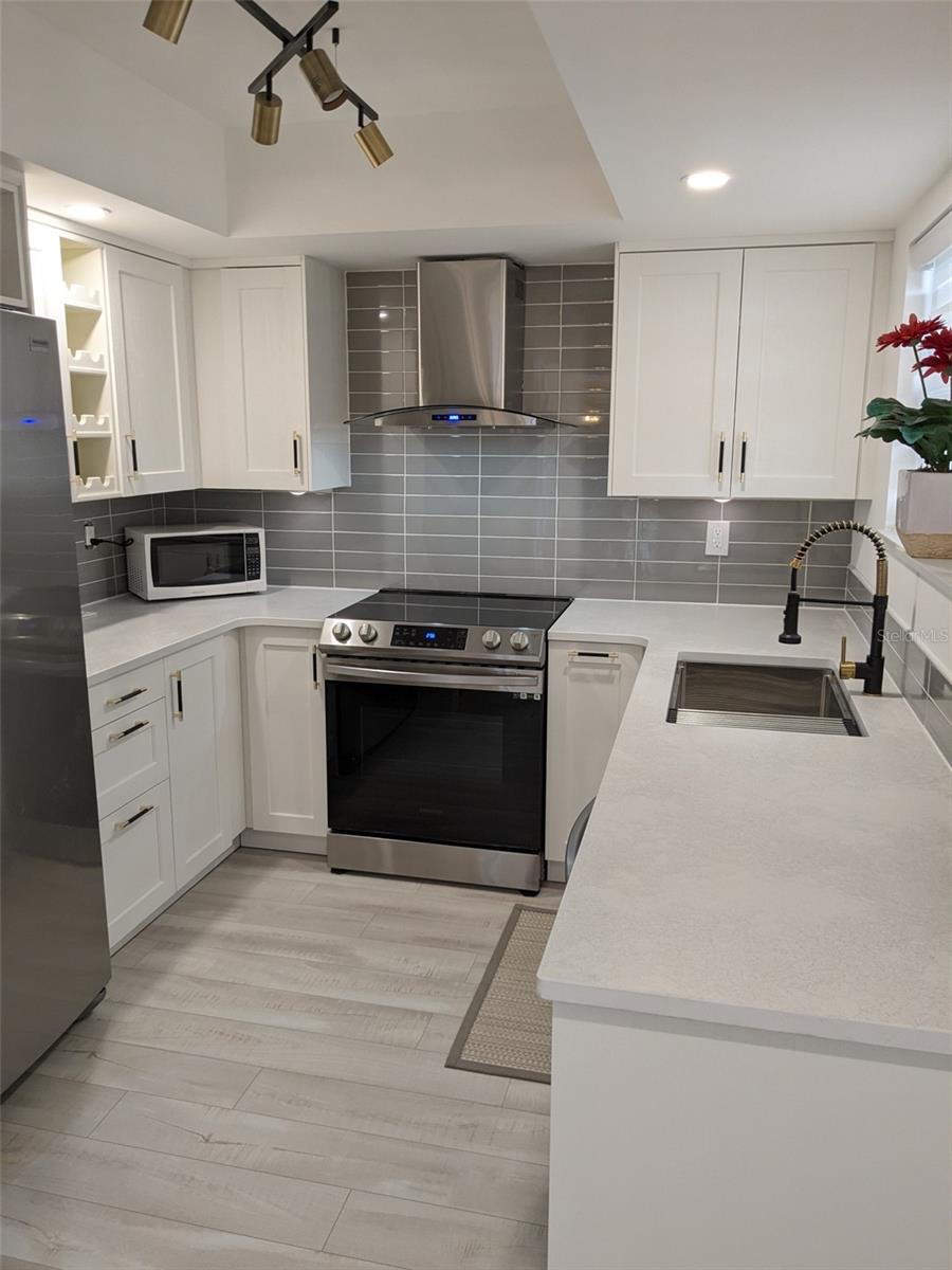 Image 12 of 16 For 1414 58th Street W