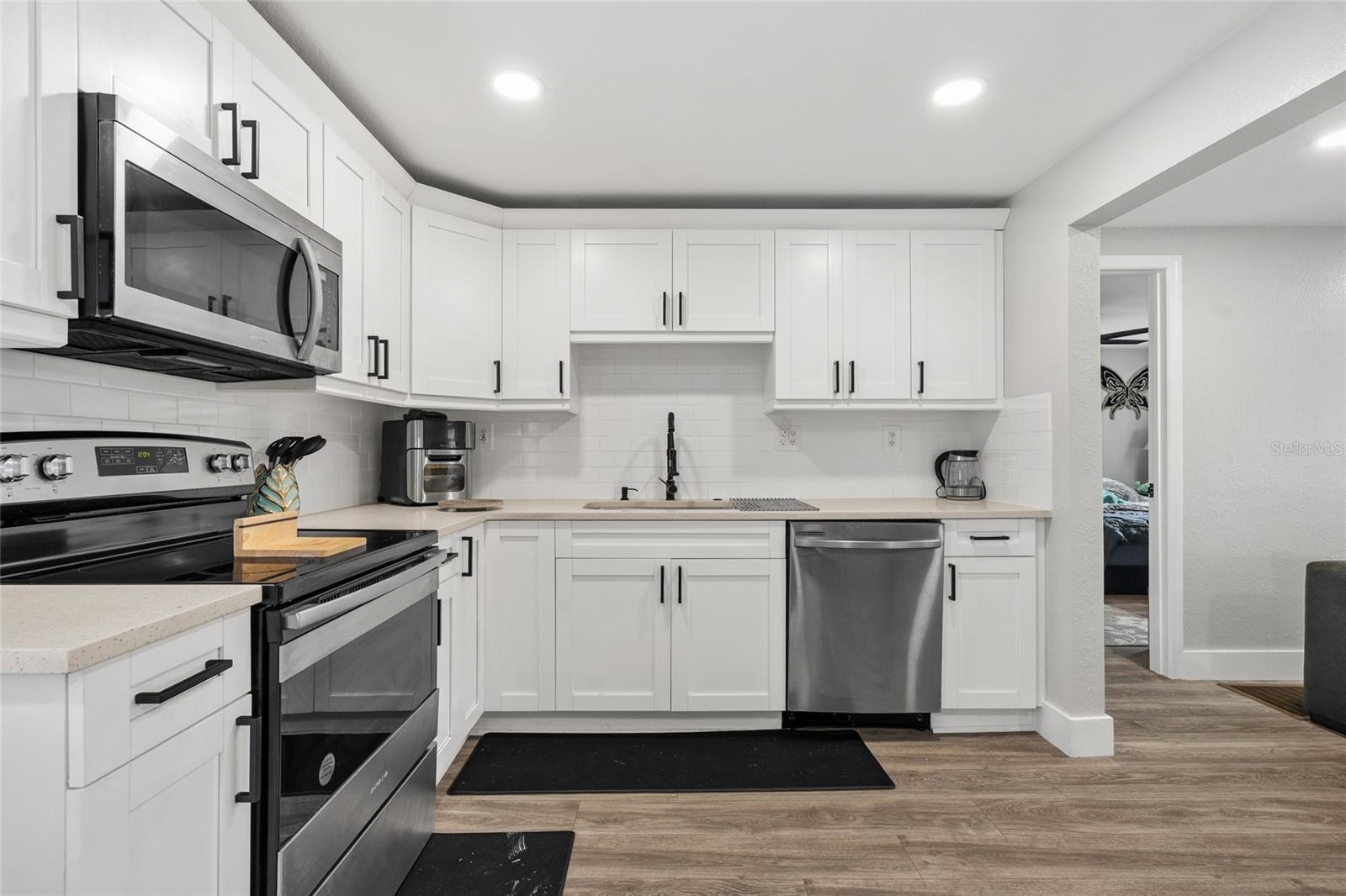 Image 13 of 30 For 5135 Old Bradenton Road