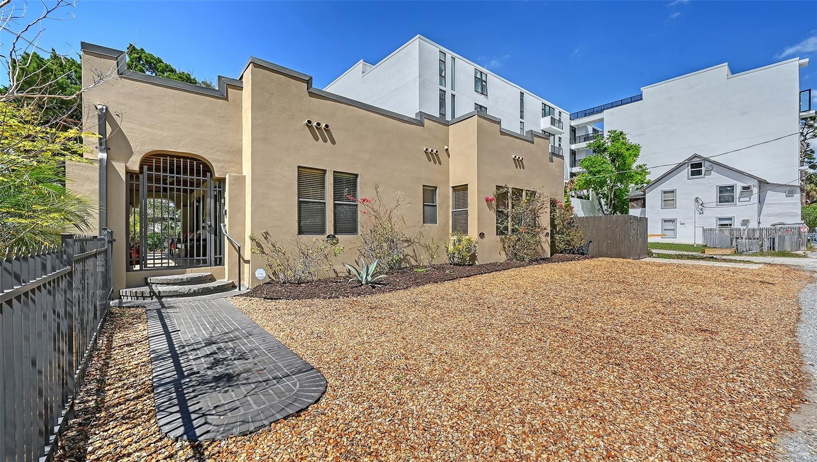 Image 13 of 63 For 1563 4th Street