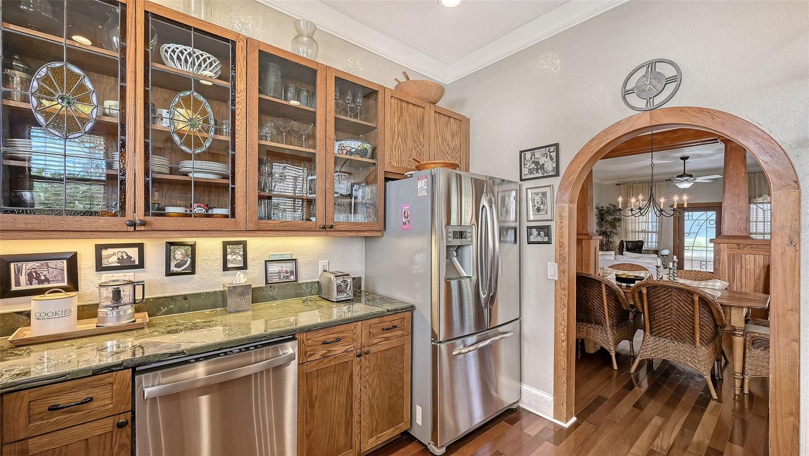 Image 28 of 63 For 1563 4th Street