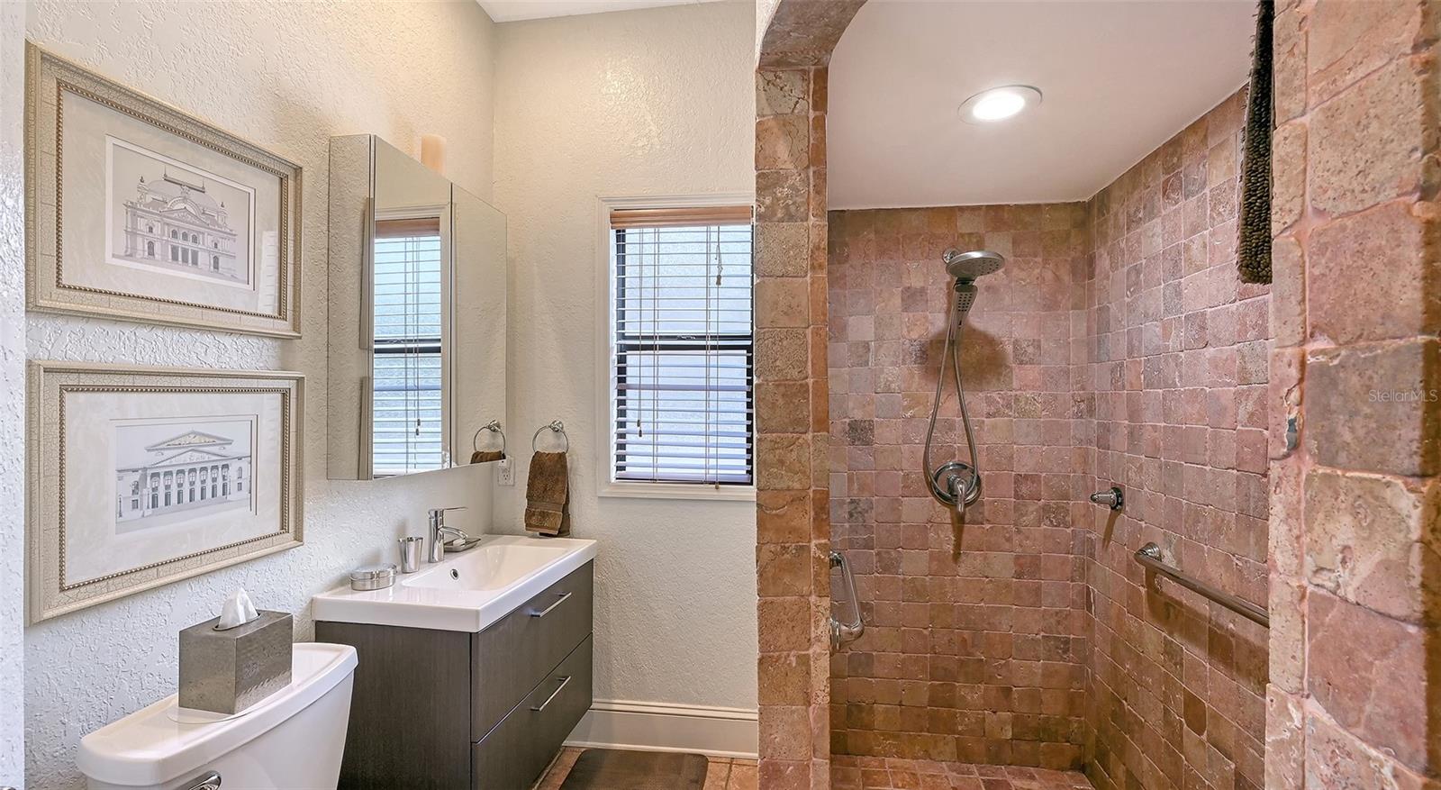 Image 32 of 63 For 1563 4th Street