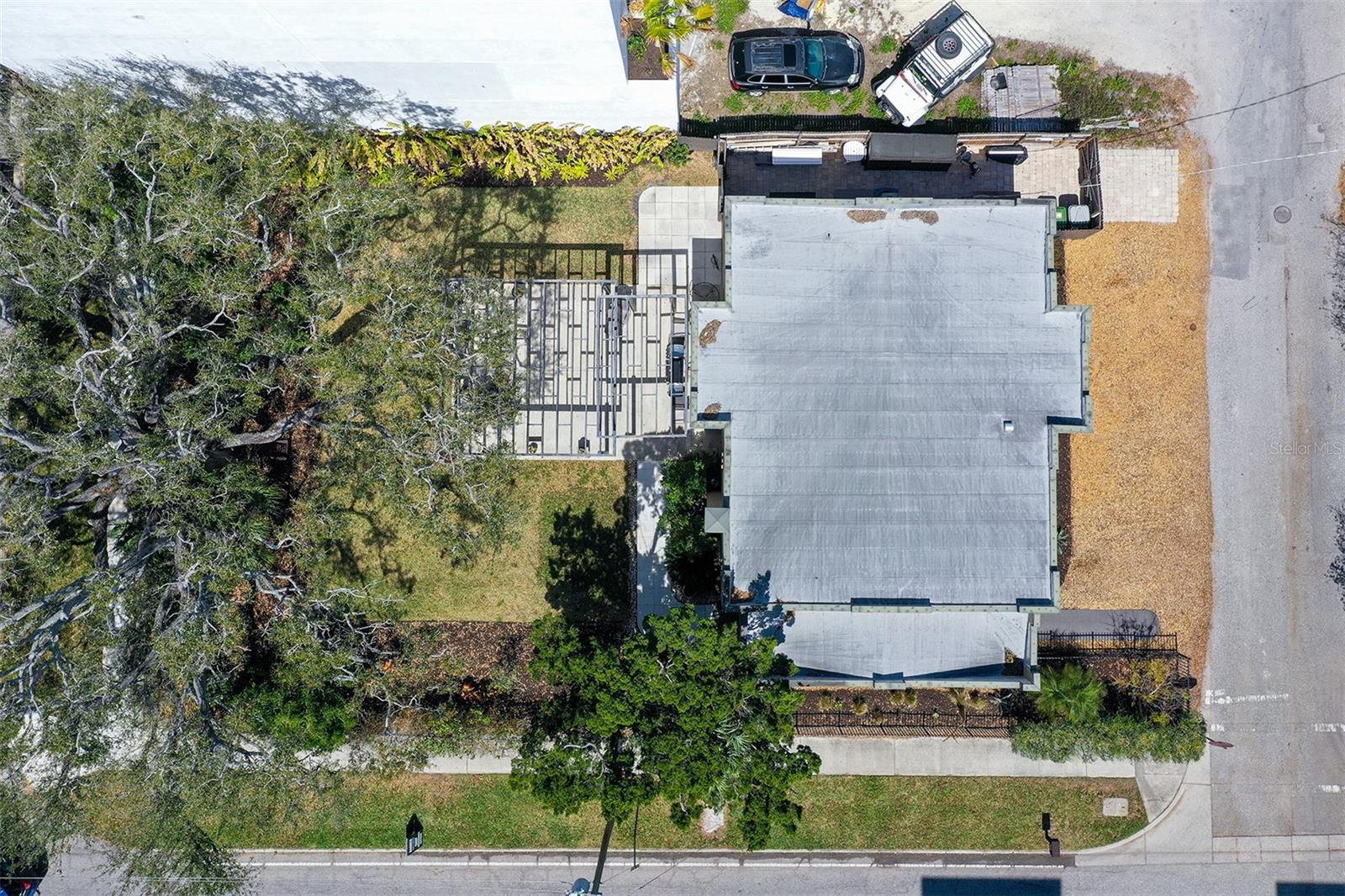 Image 43 of 63 For 1563 4th Street