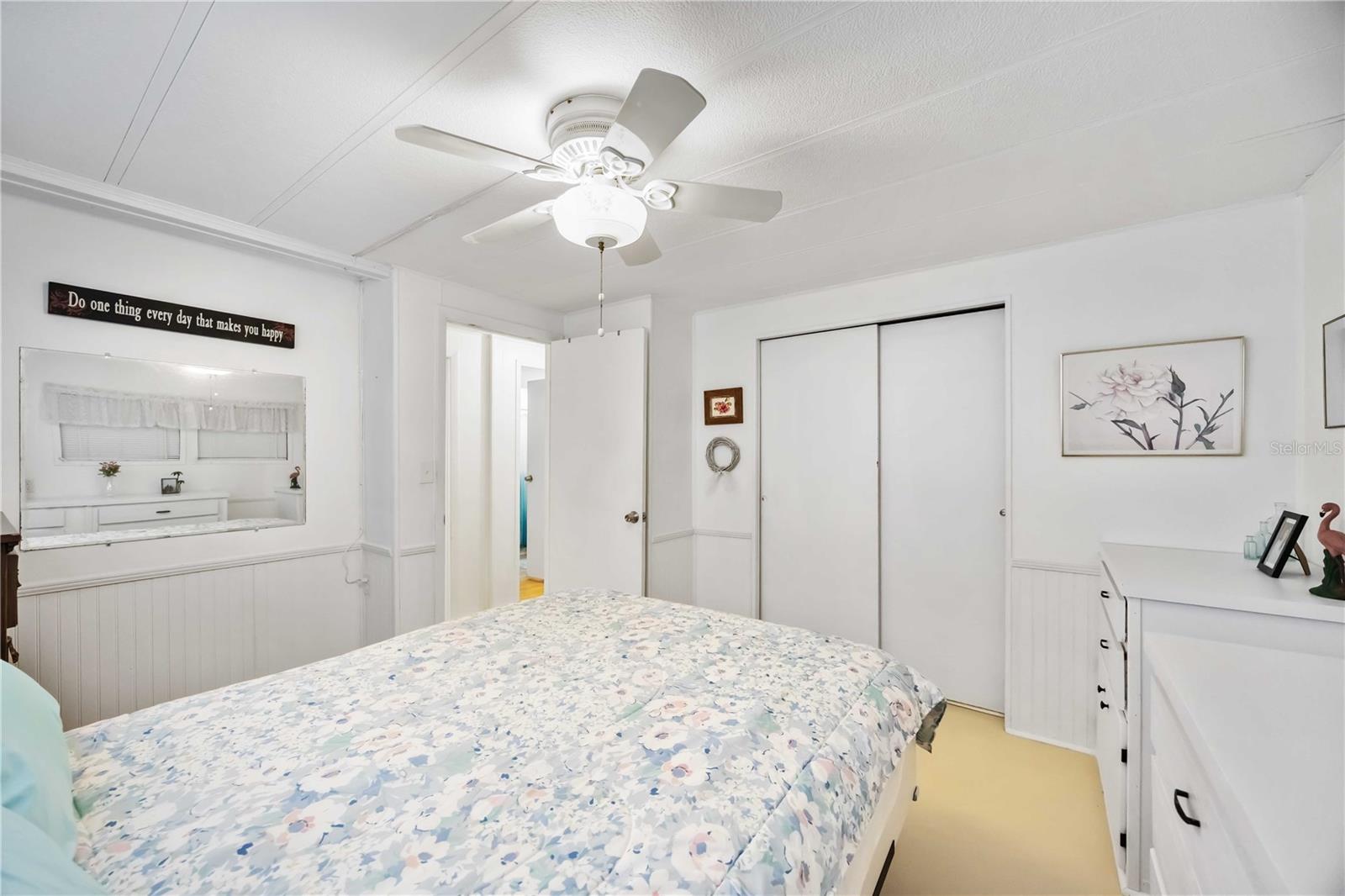 Image 15 of 31 For 10303 Burnt Store Road 221