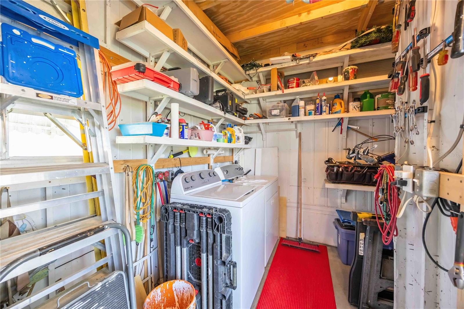 Image 21 of 31 For 10303 Burnt Store Road 221