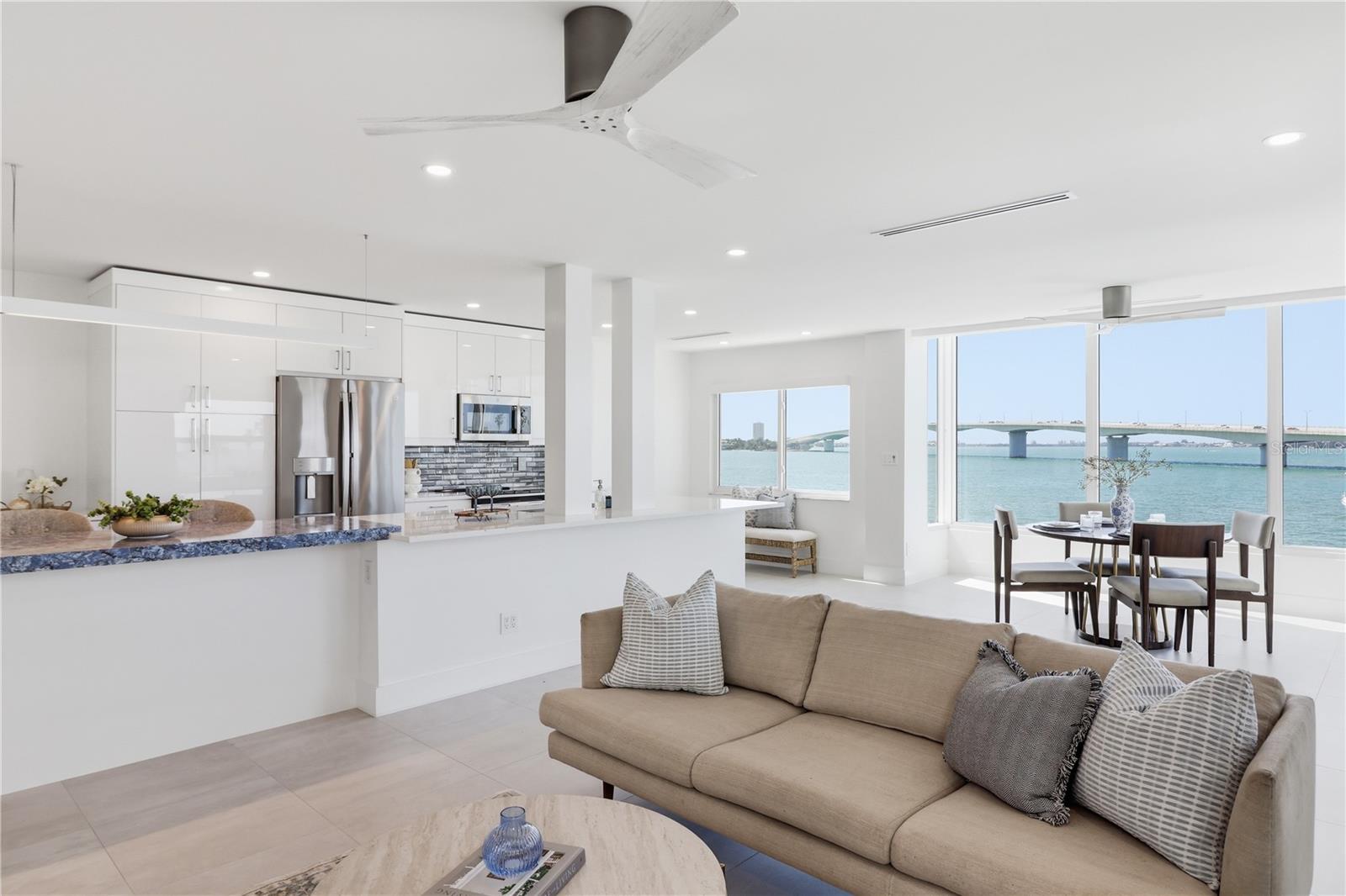 Image 11 of 50 For 226 Golden Gate Point 34