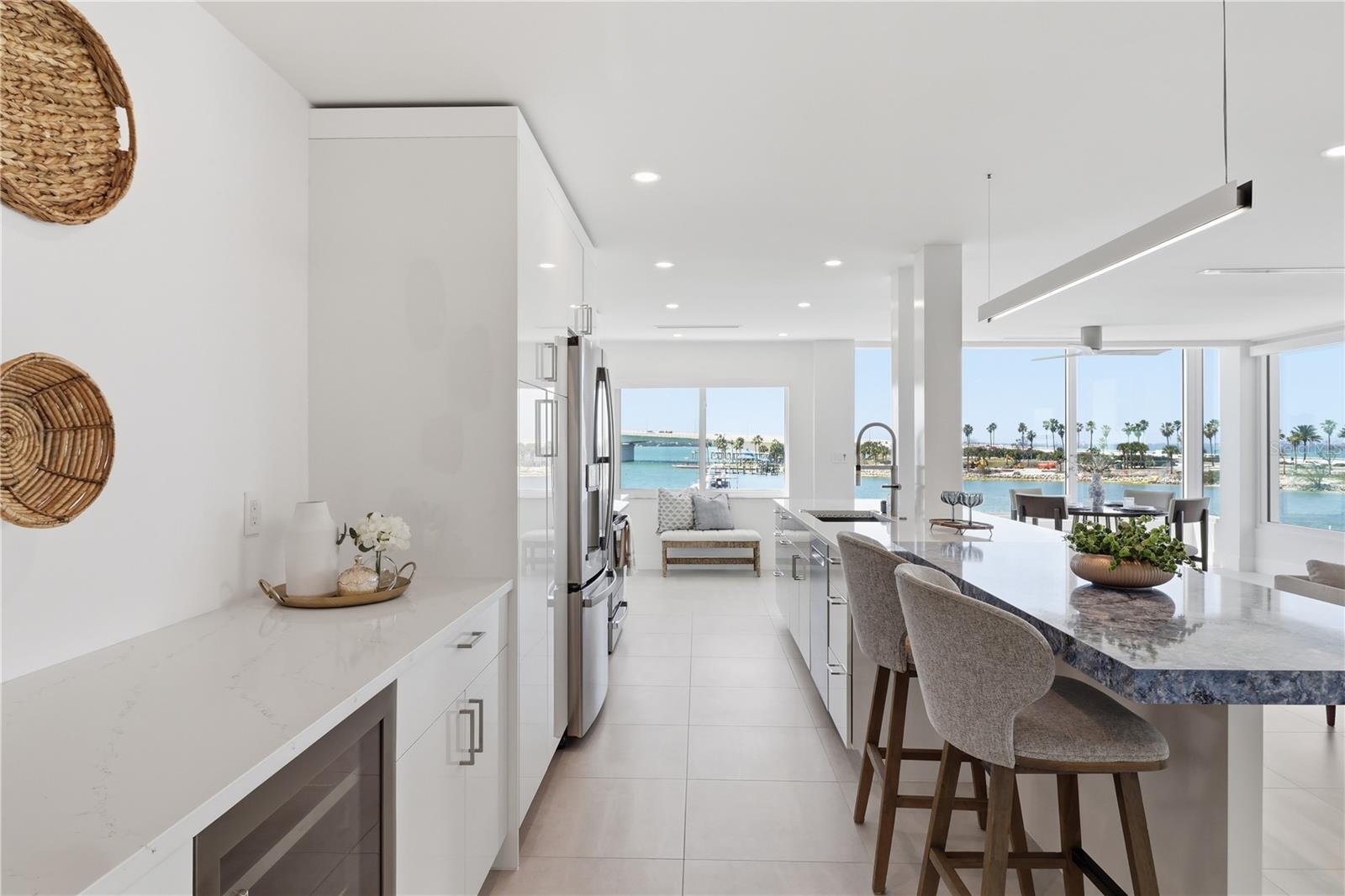 Image 13 of 50 For 226 Golden Gate Point 34