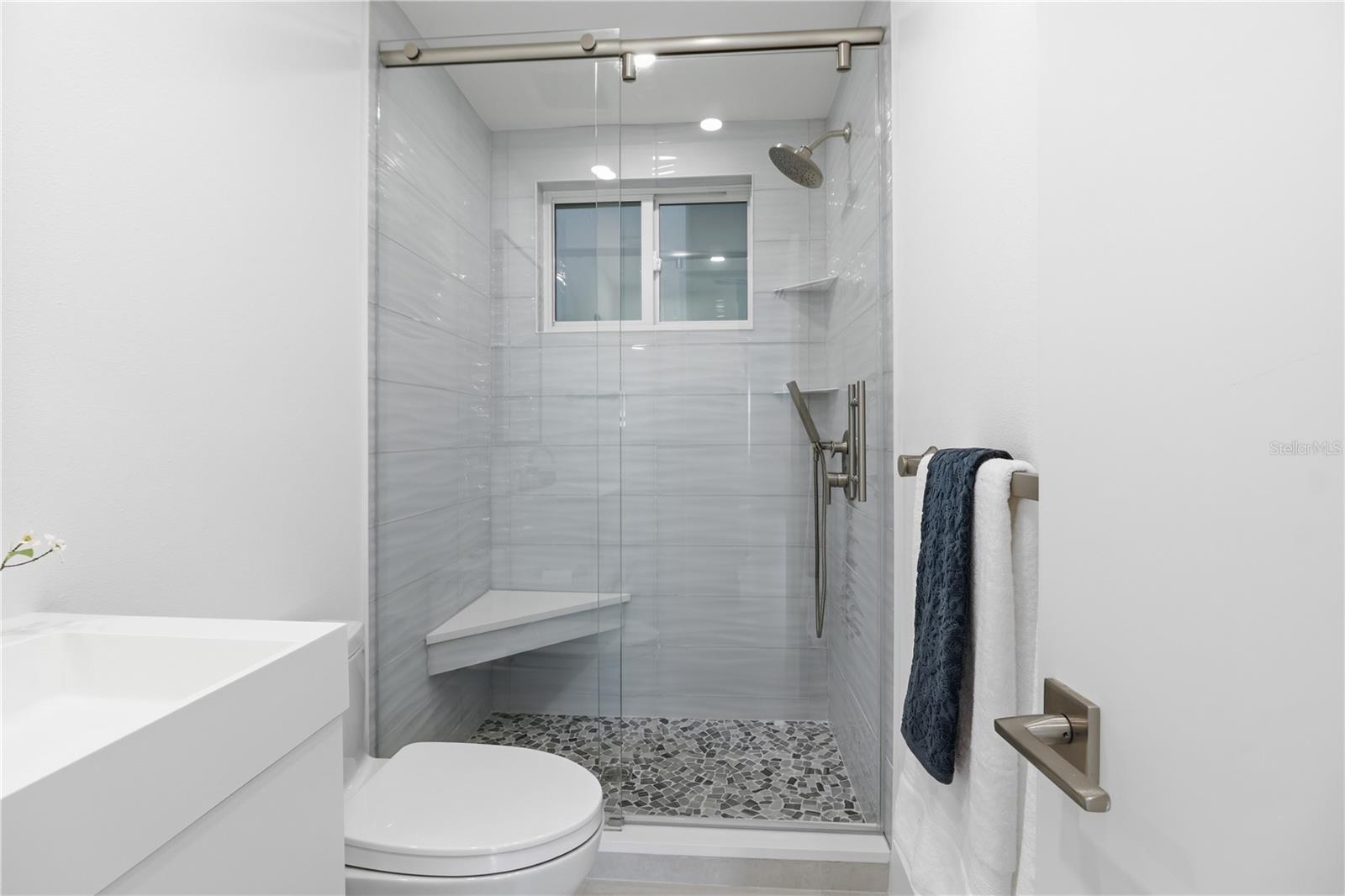 Image 30 of 50 For 226 Golden Gate Point 34