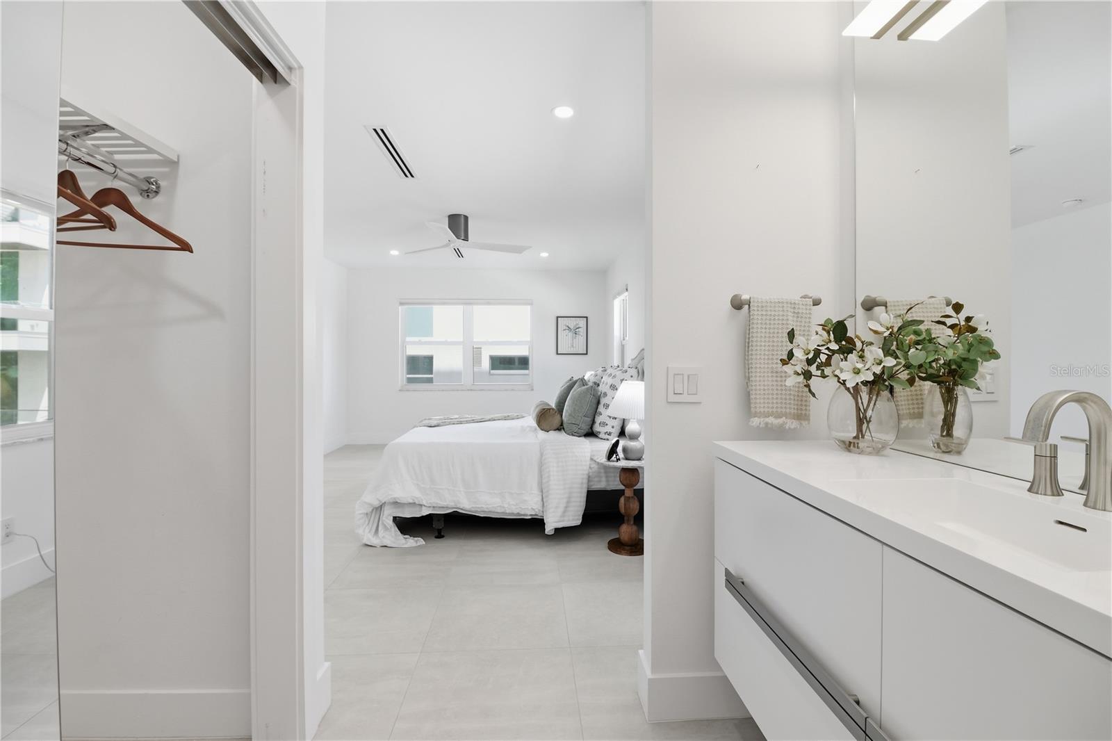 Image 35 of 50 For 226 Golden Gate Point 34