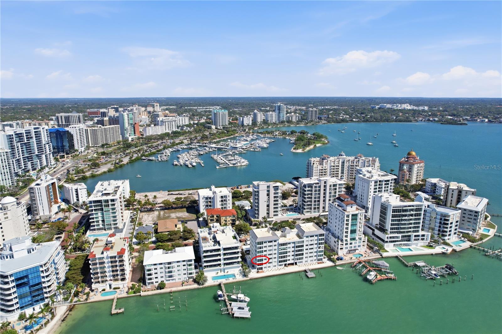 Image 4 of 50 For 226 Golden Gate Point 34