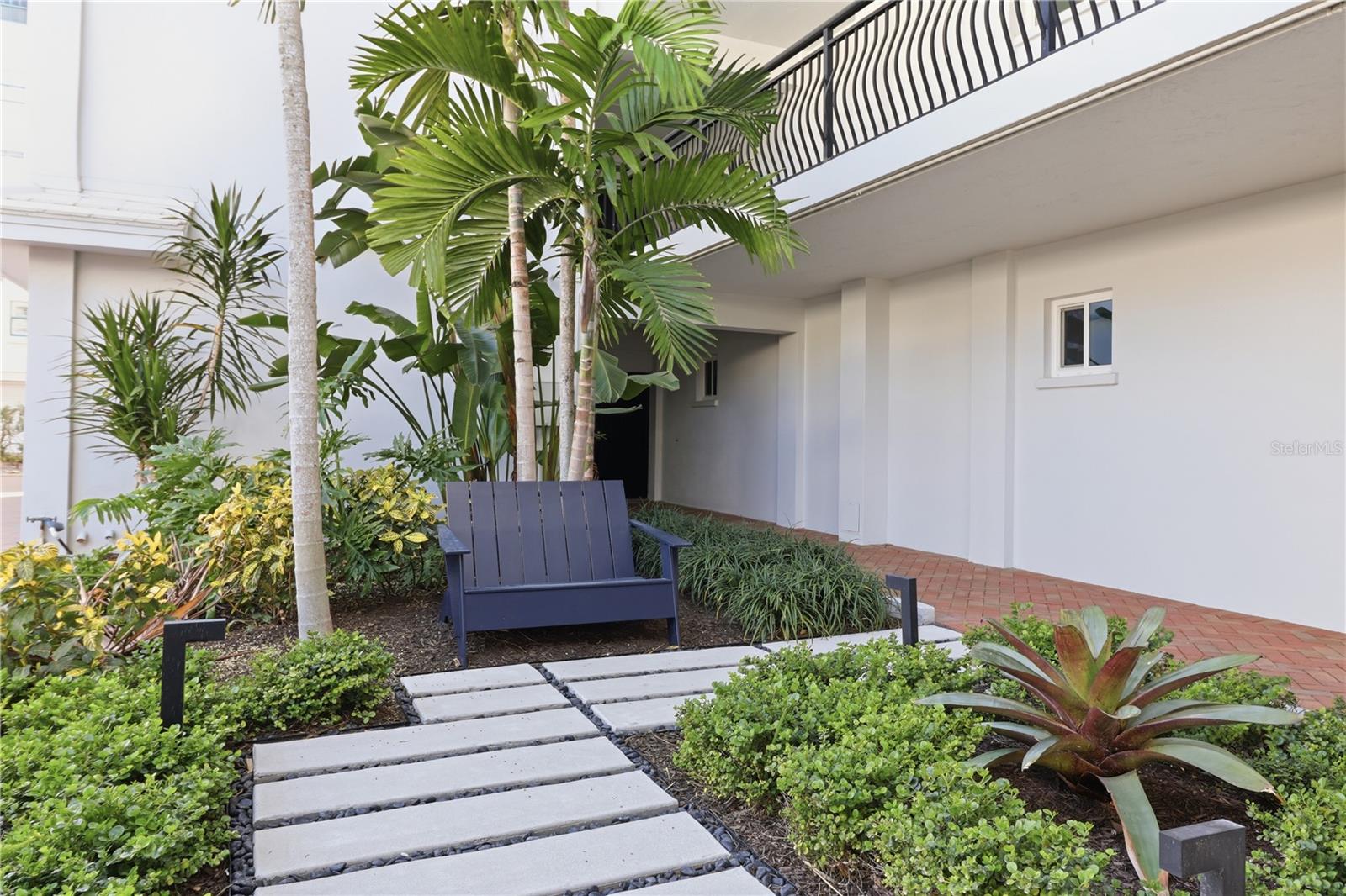 Image 43 of 50 For 226 Golden Gate Point 34