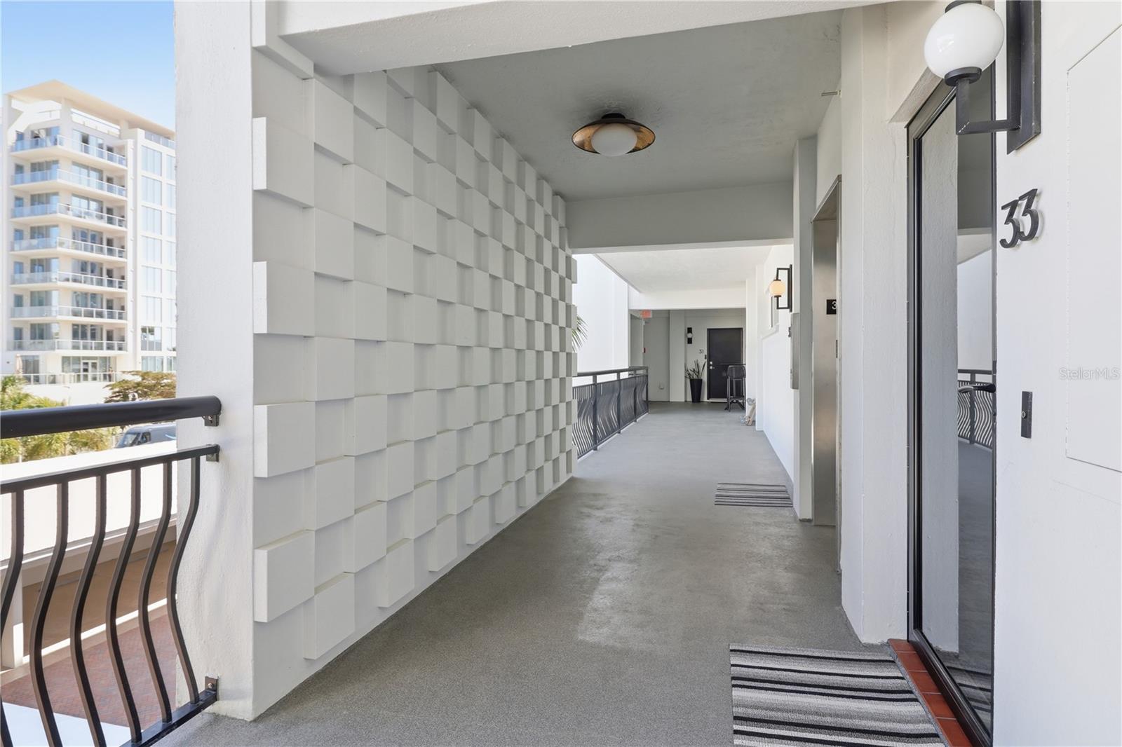 Image 9 of 50 For 226 Golden Gate Point 34