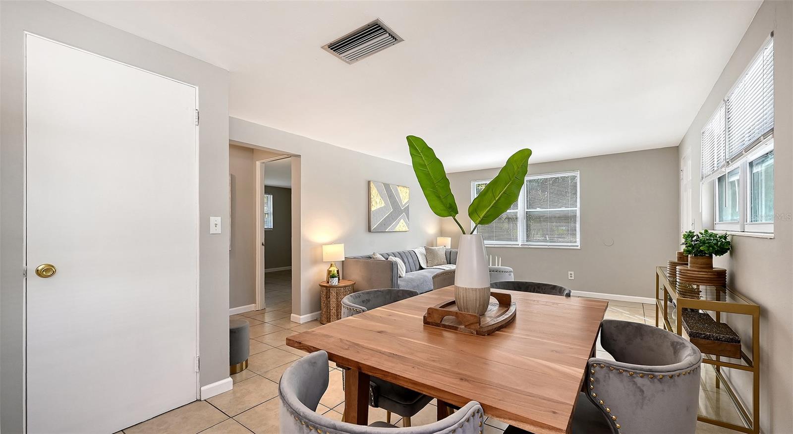 Image 11 of 75 For 1860 7th Street