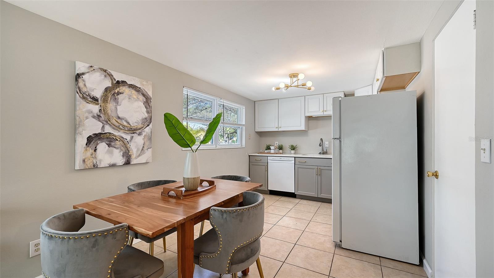 Image 13 of 75 For 1860 7th Street