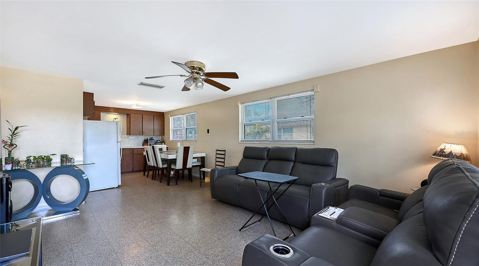 Image 23 of 75 For 1860 7th Street