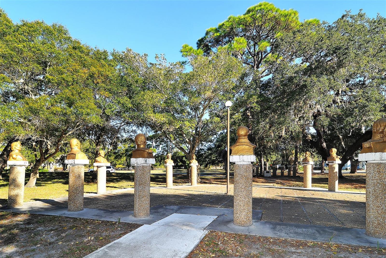 Image 51 of 75 For 1860 7th Street